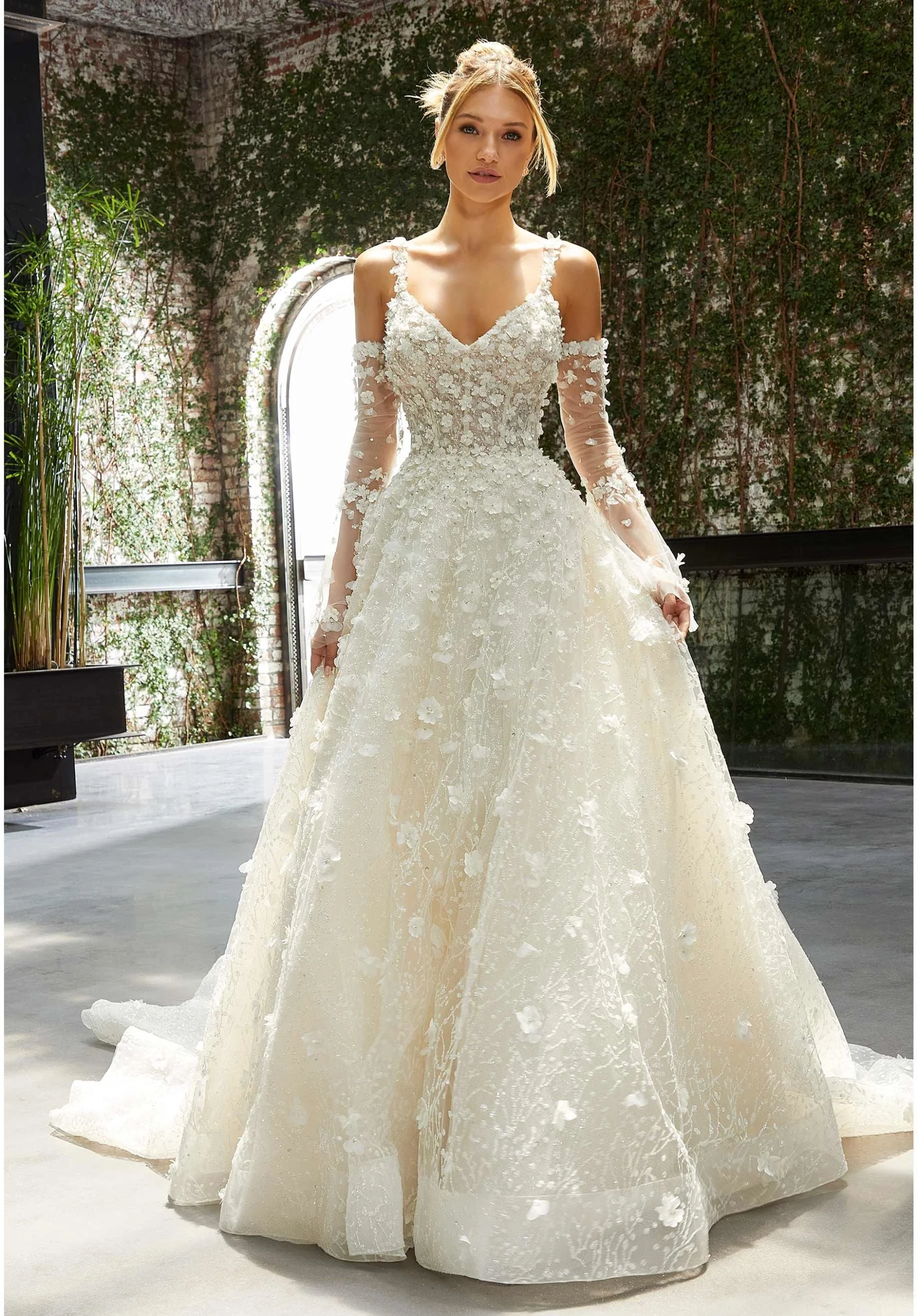 Harmonia Wedding Dress - Image 3