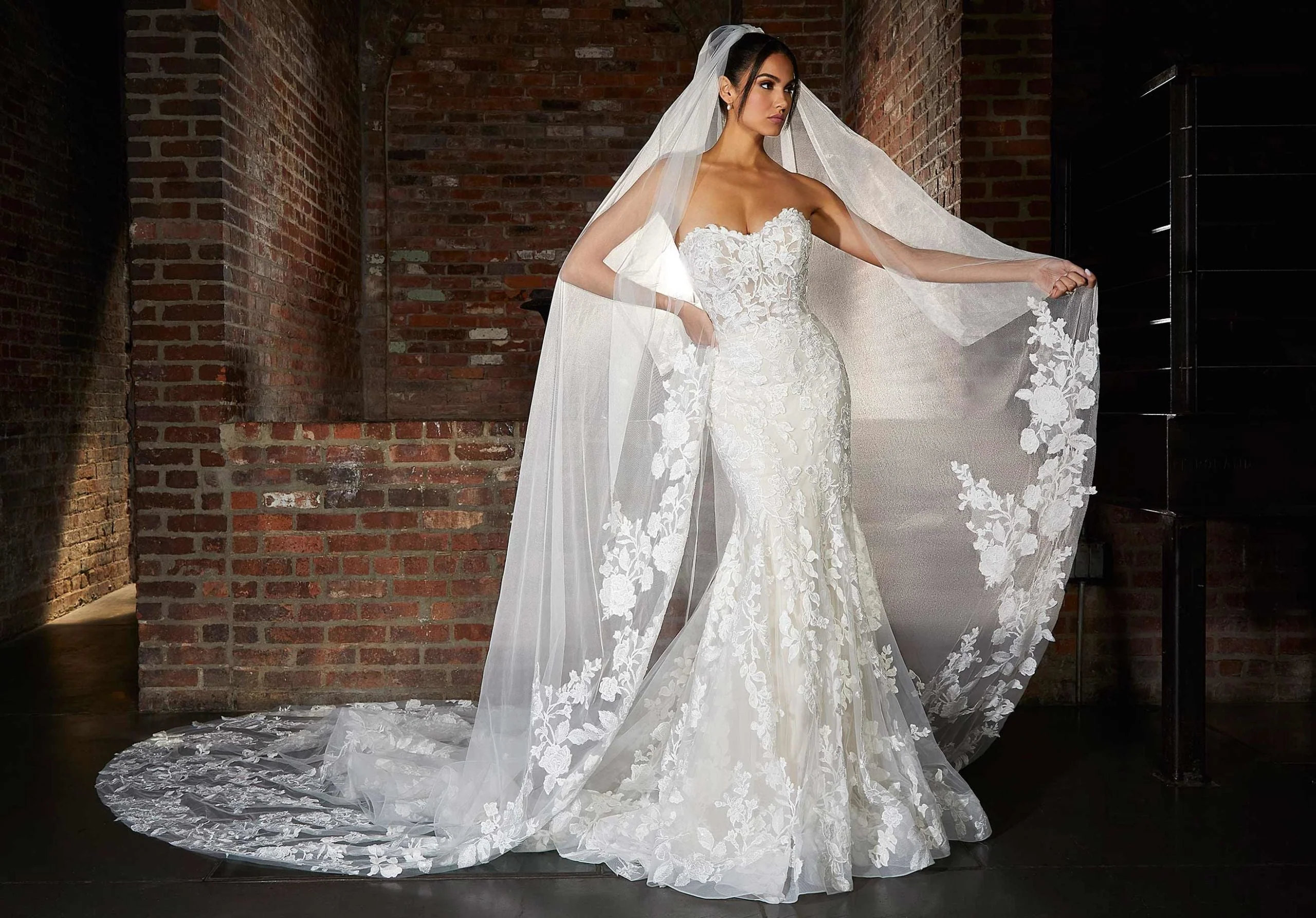 Hazel Wedding Dress - Image 4