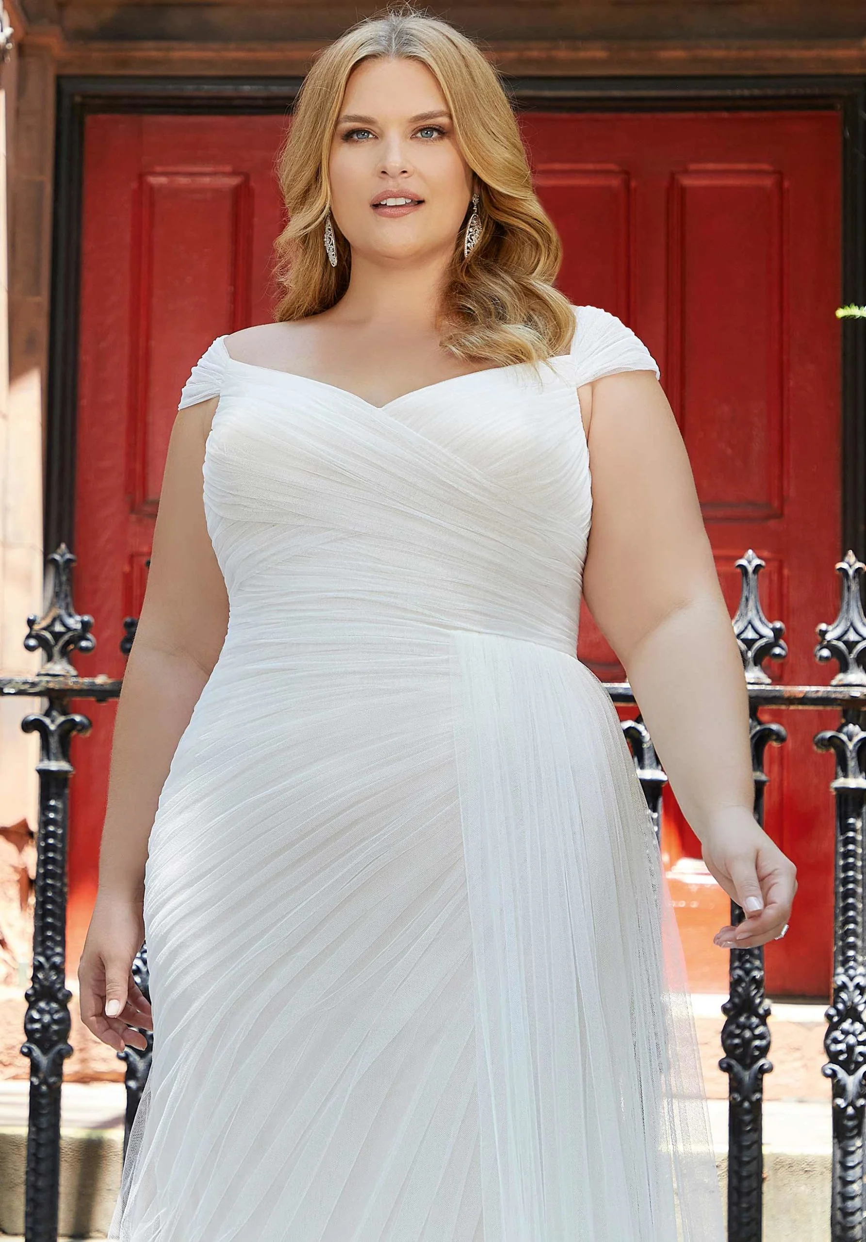 Helen Wedding Dress - Image 2