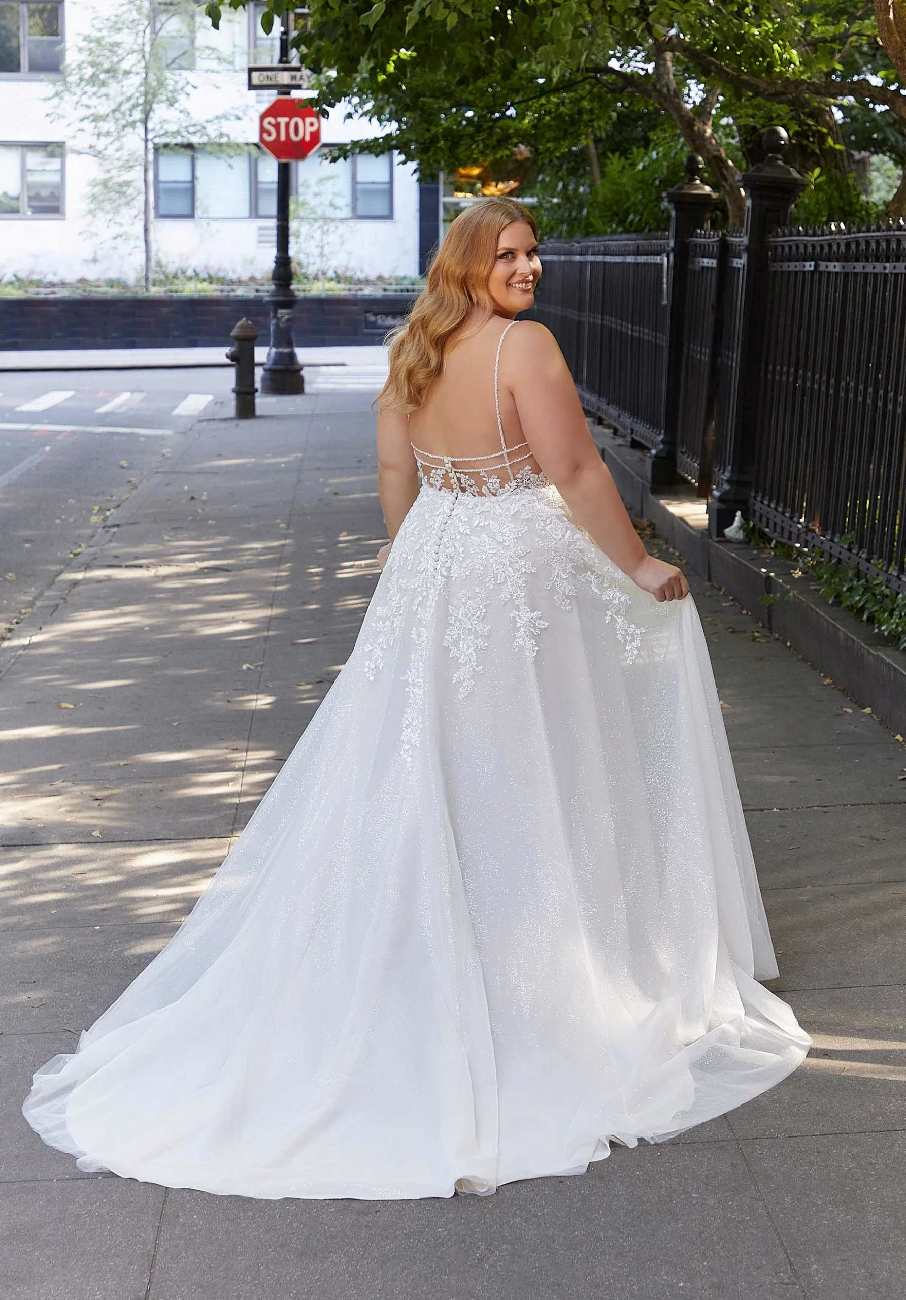 Hunter Wedding Dress - Image 4