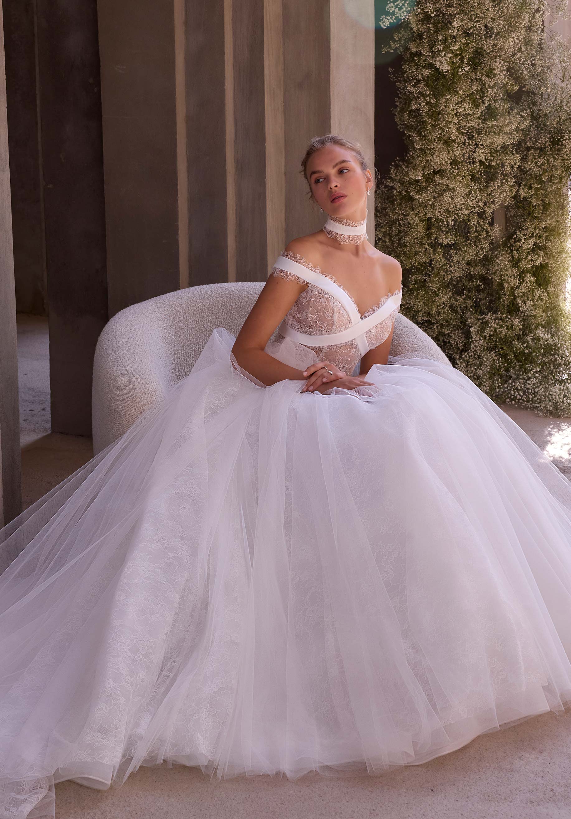 Ianthe Wedding Dress - Image 5