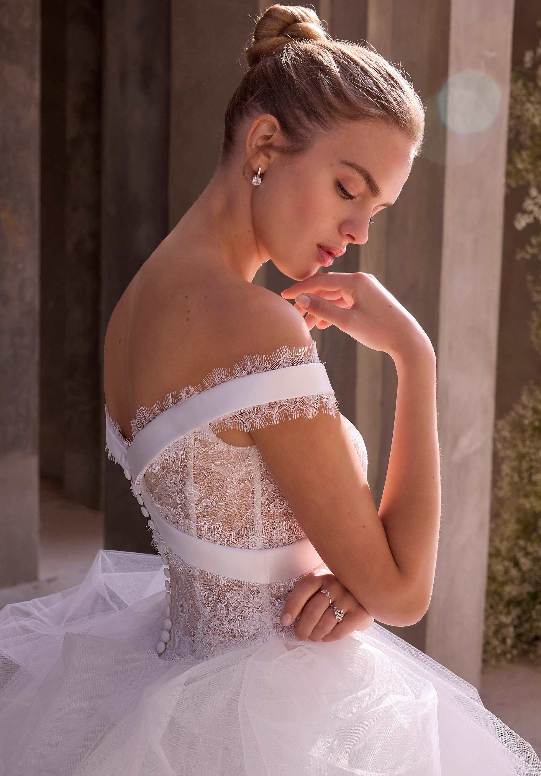 Ianthe Wedding Dress - Image 6