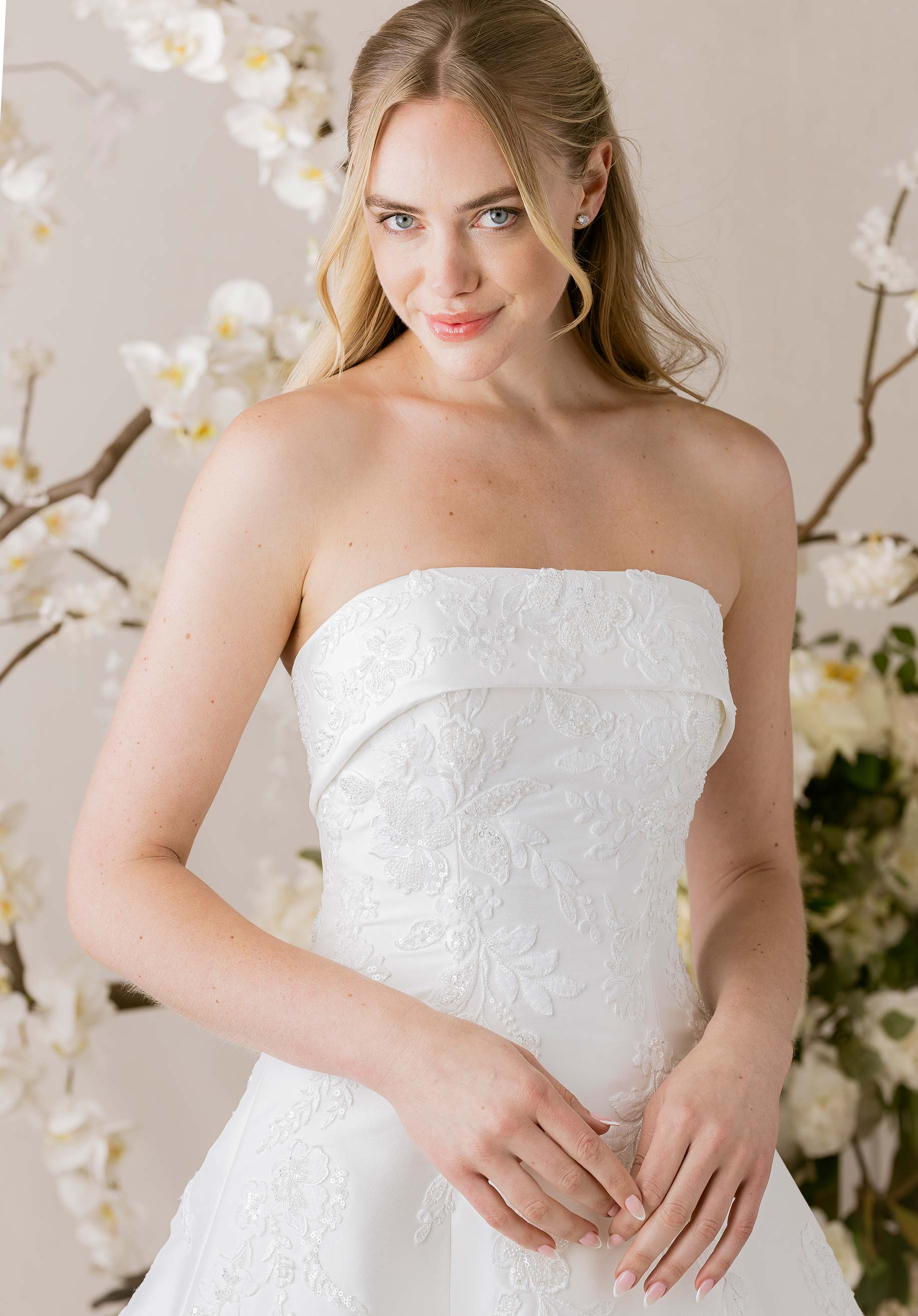 Isadora Wedding Dress - Image 2