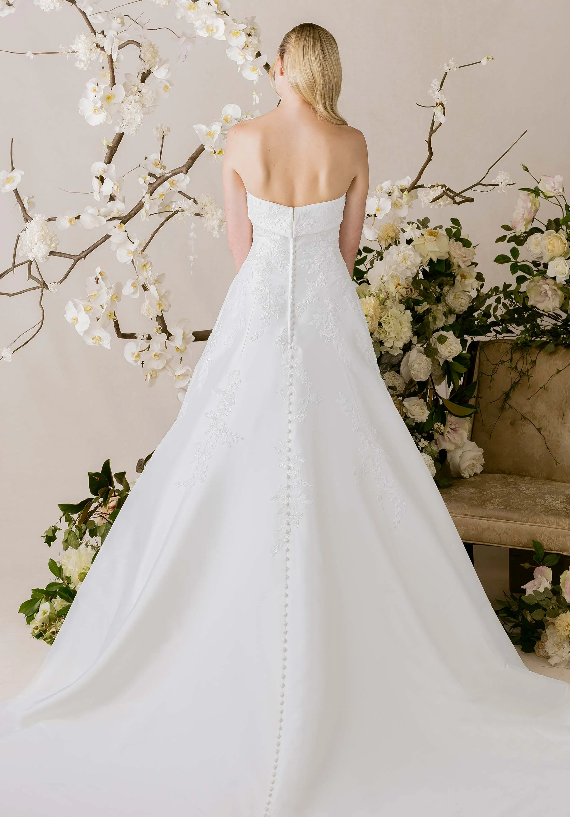 Isadora Wedding Dress - Image 3