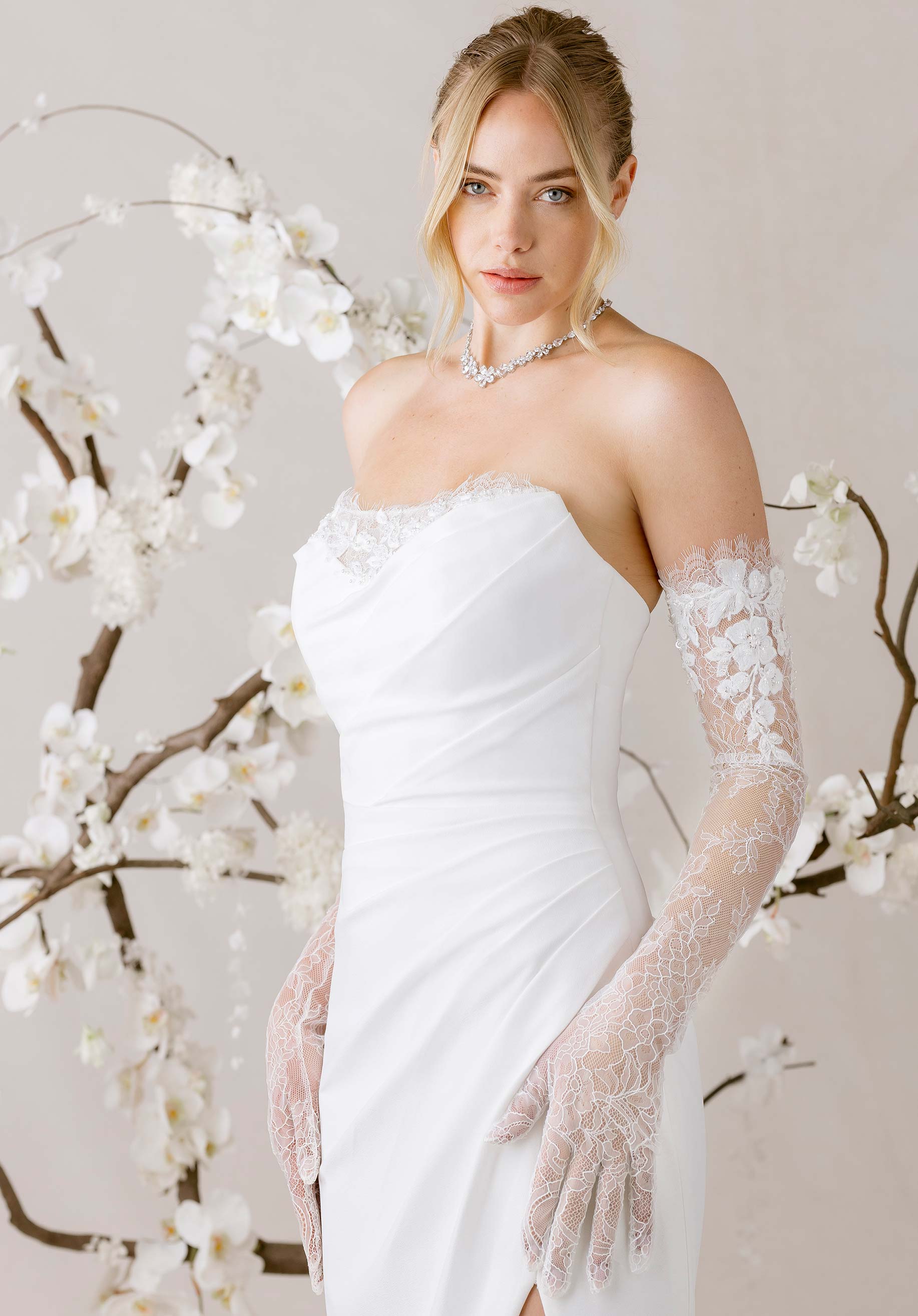 Isola Wedding Dress - Image 2