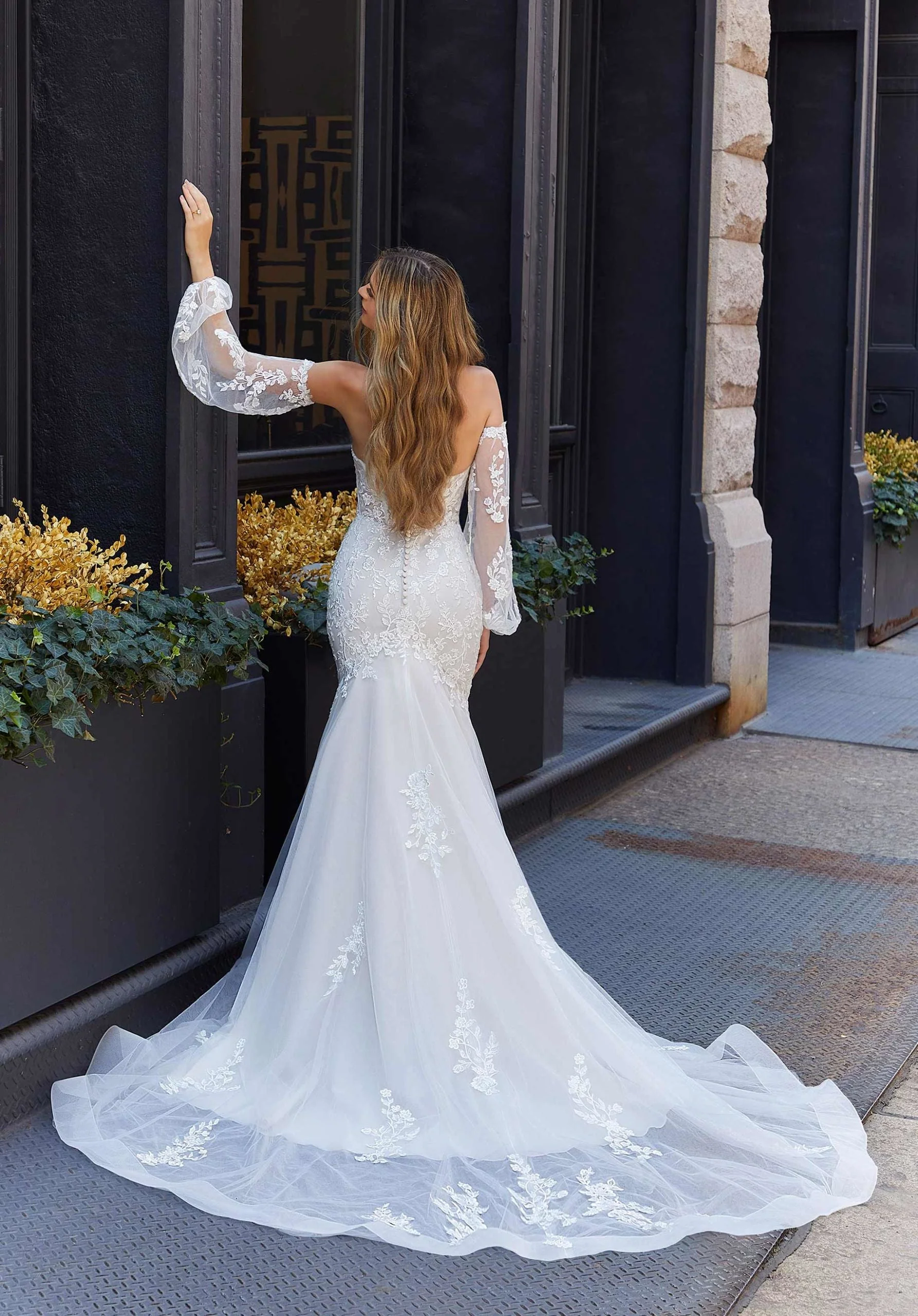 Jasmine Wedding Dress - Image 5