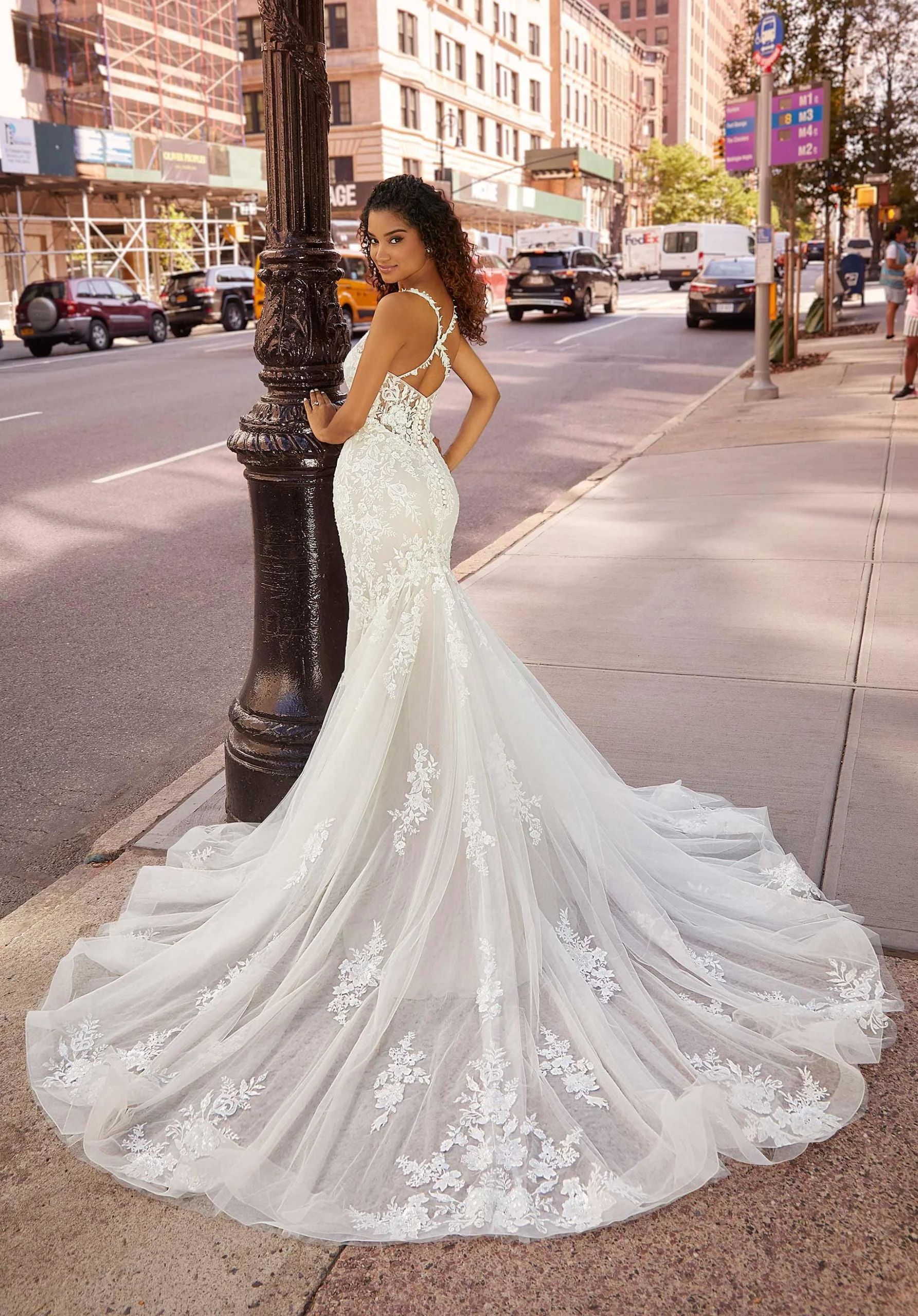 Jessica Wedding Dress - Image 4