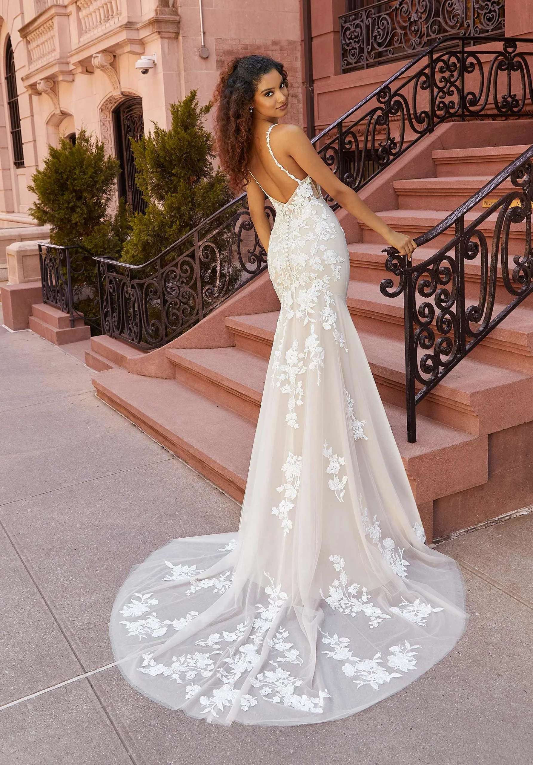 Jill Wedding Dress - Image 5