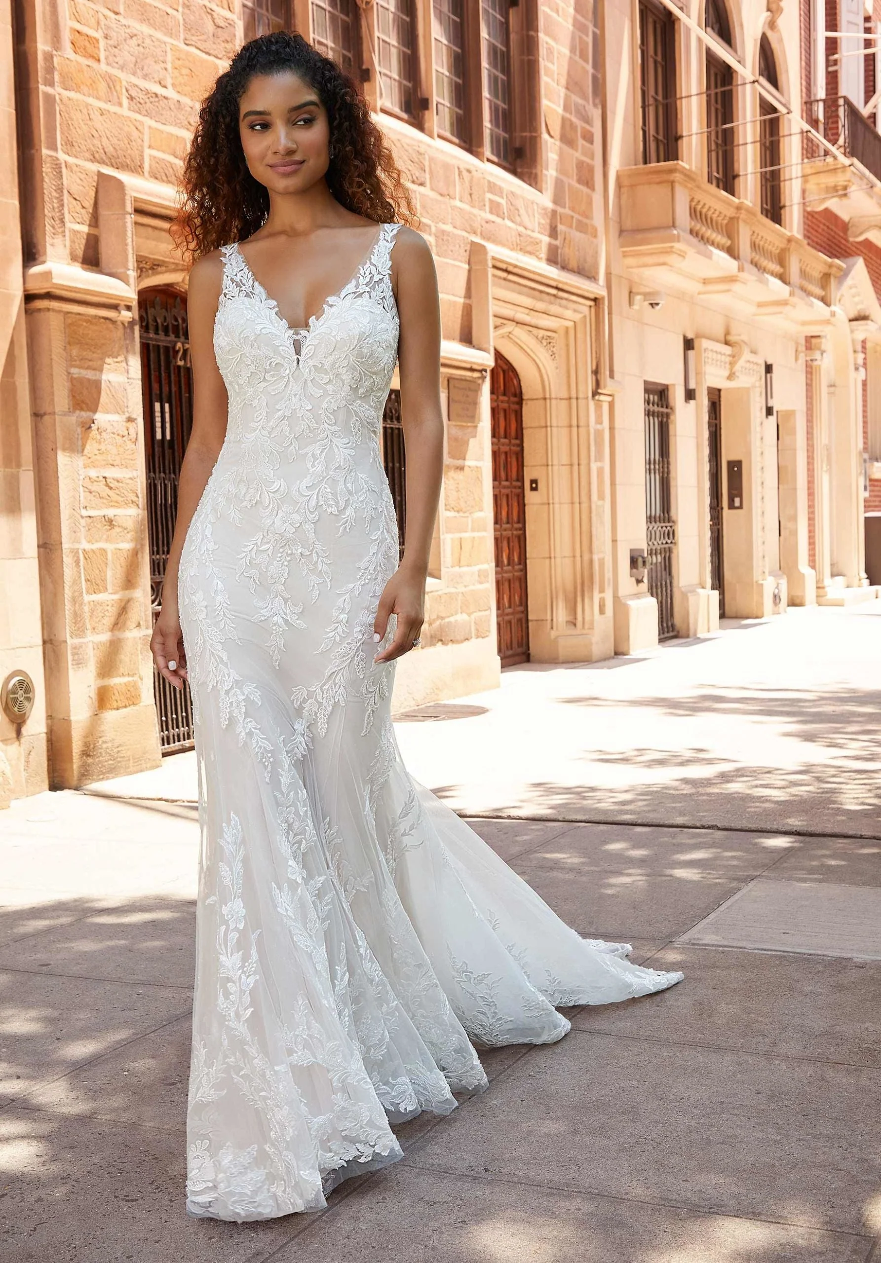Joan Wedding Dress - Image 3