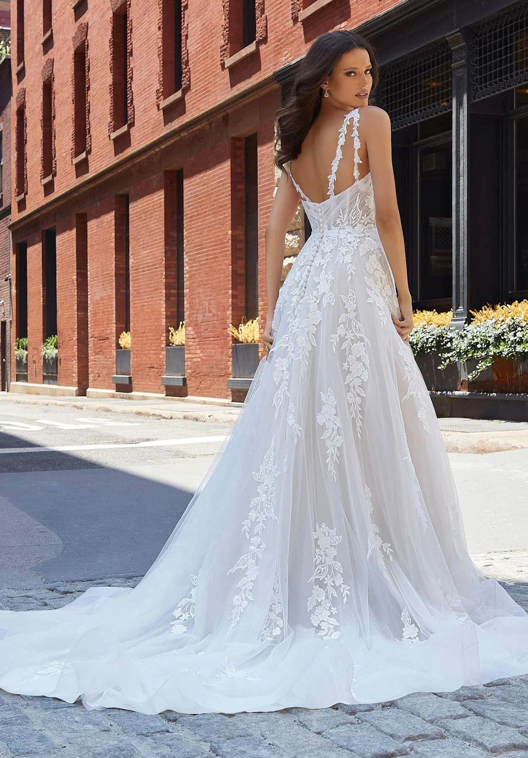 Jocasta Wedding Dress - Image 5