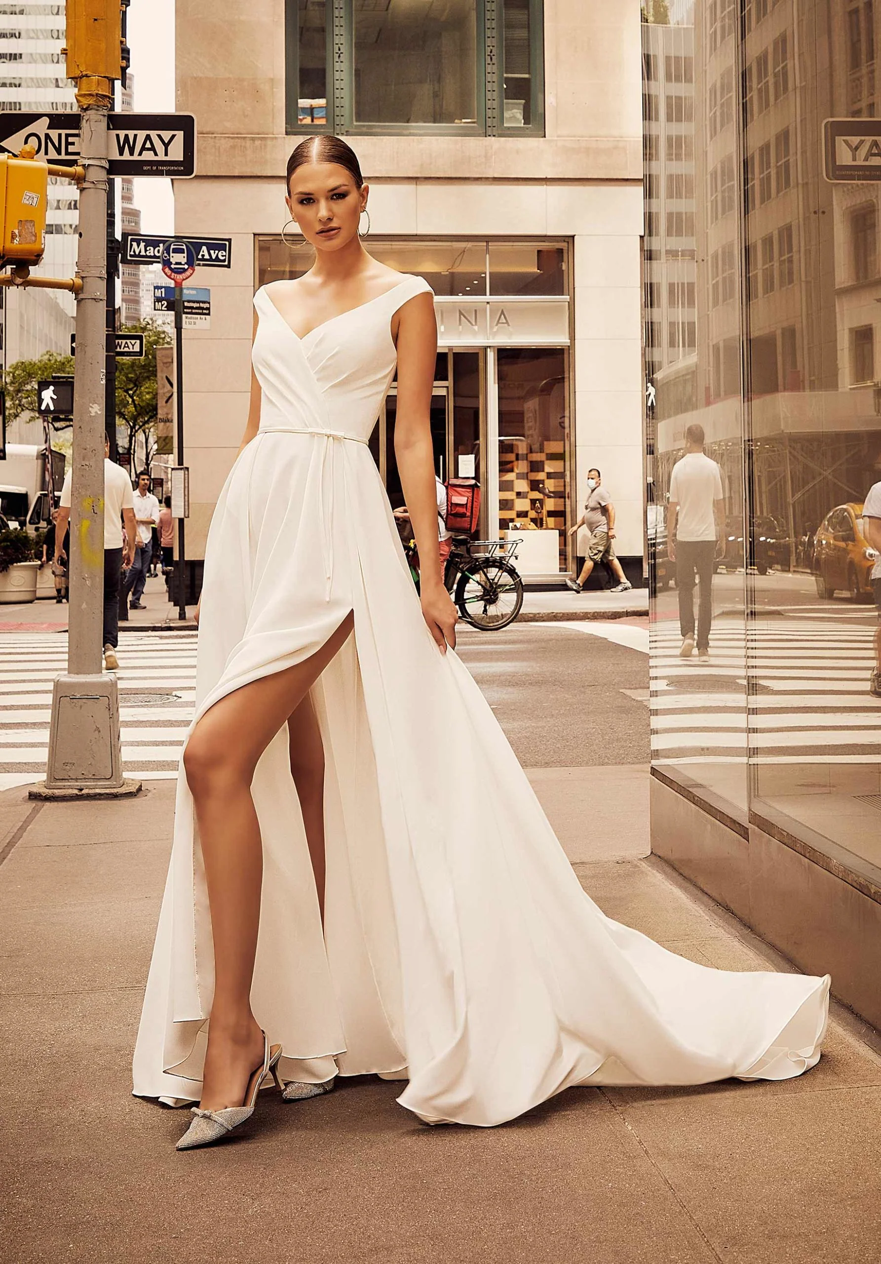 Judy Wedding Dress - Image 3