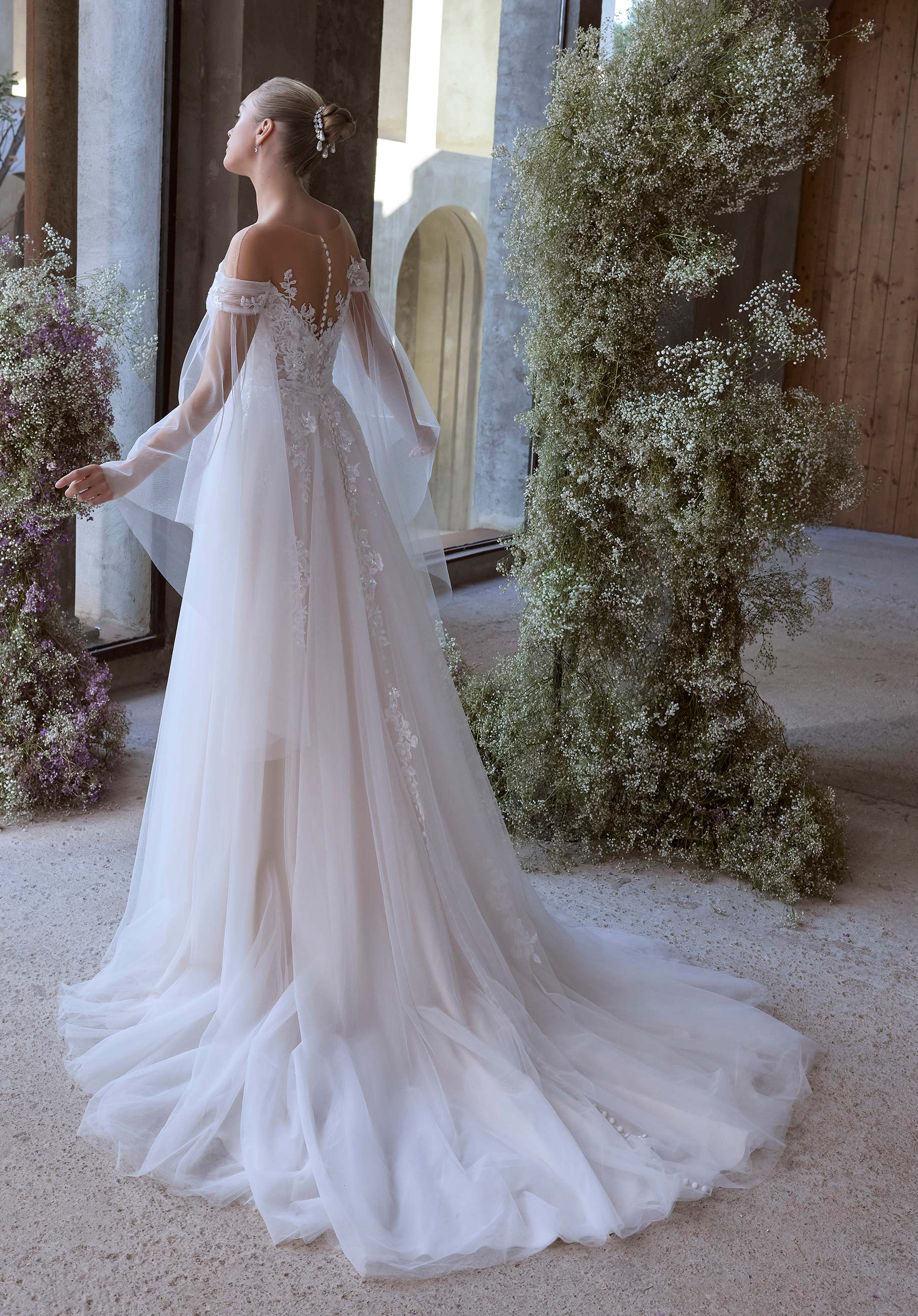 Kyra Wedding Dress - Image 4