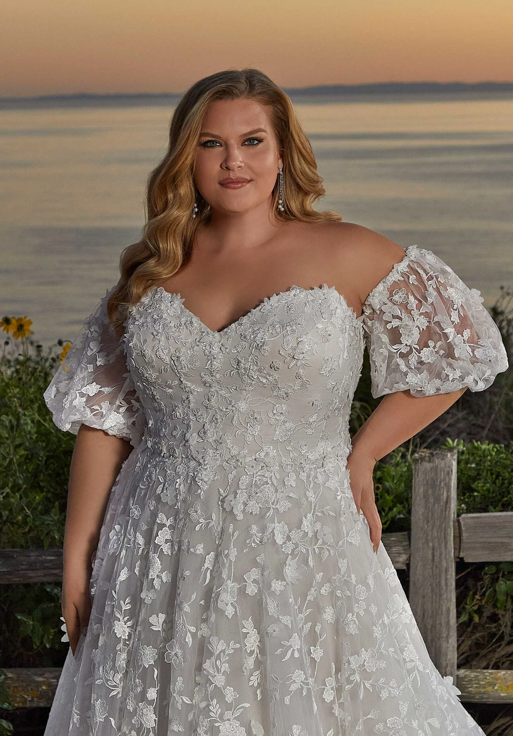 Laura Wedding Dress - Image 4