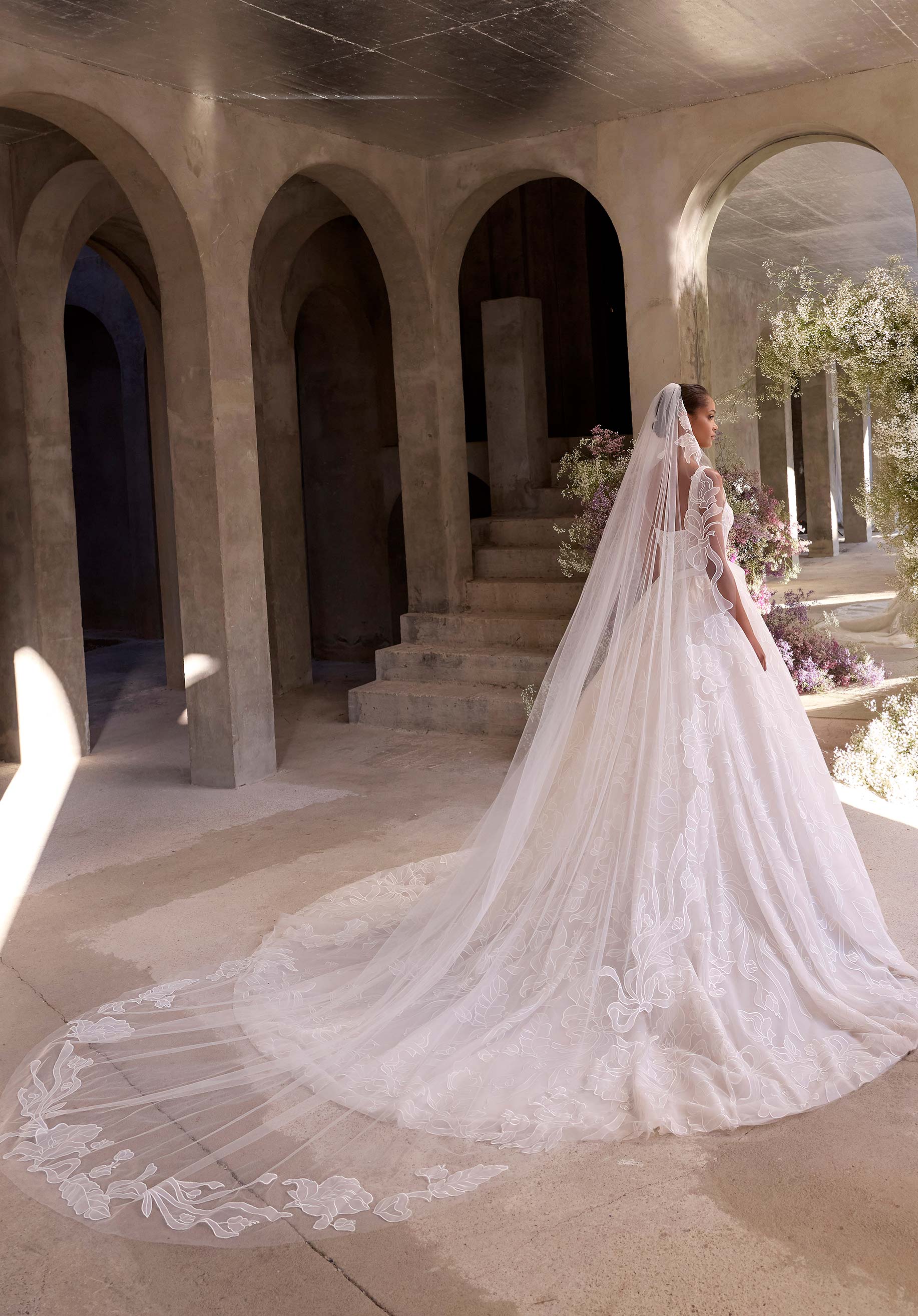 Leda Wedding Dress - Image 6