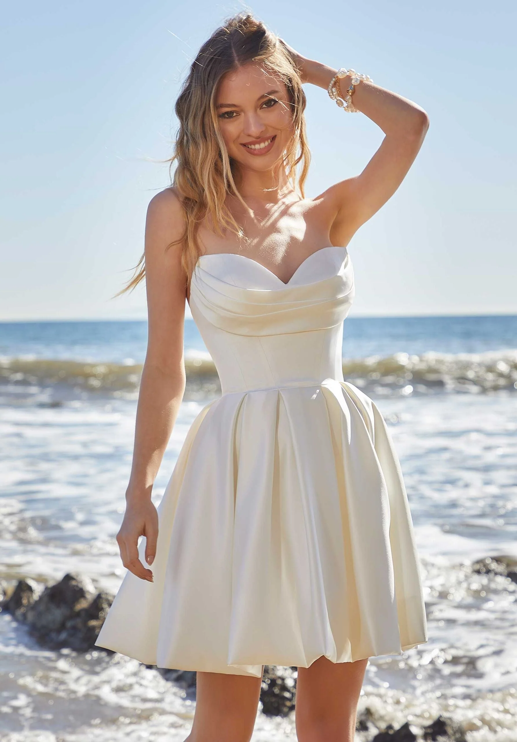 Lesley Wedding Dress - Image 4
