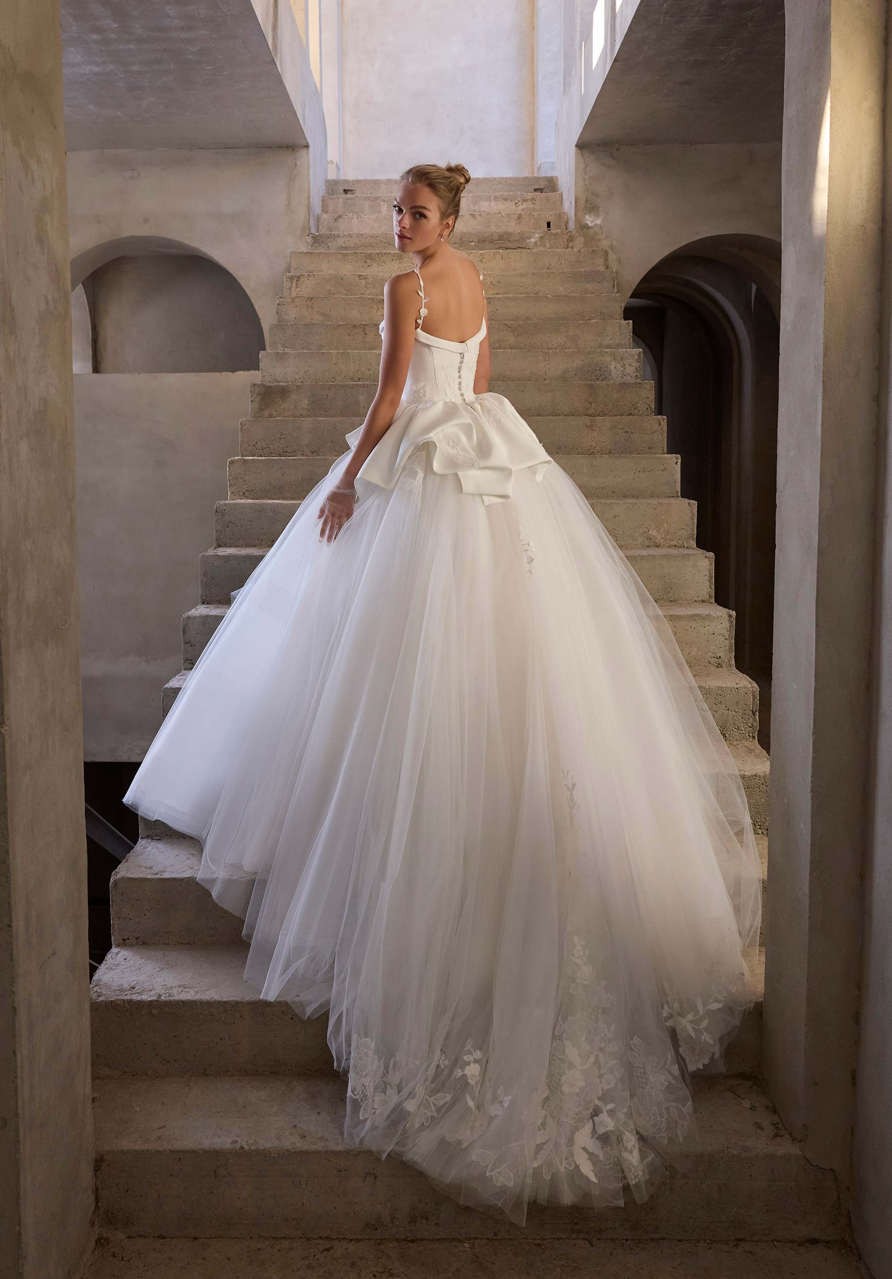Liliah Wedding Dress - Image 4
