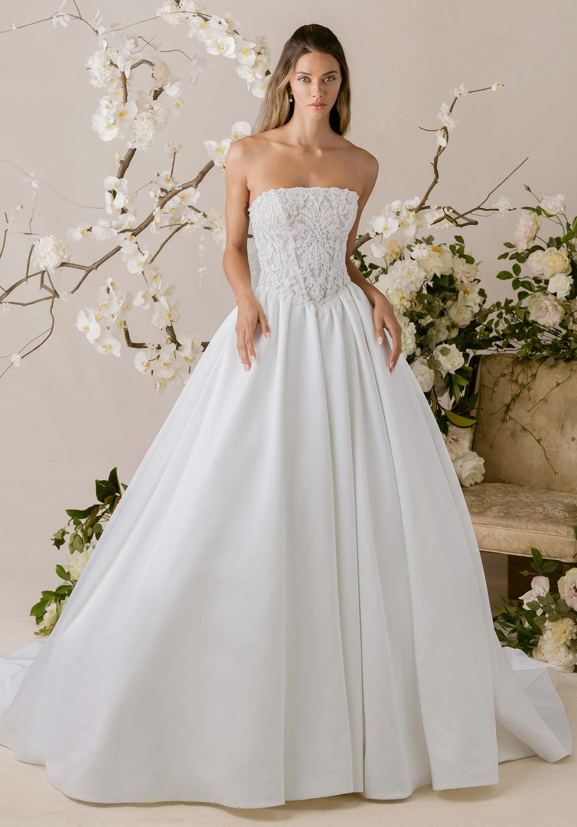 Lise Wedding Dress - Image 3