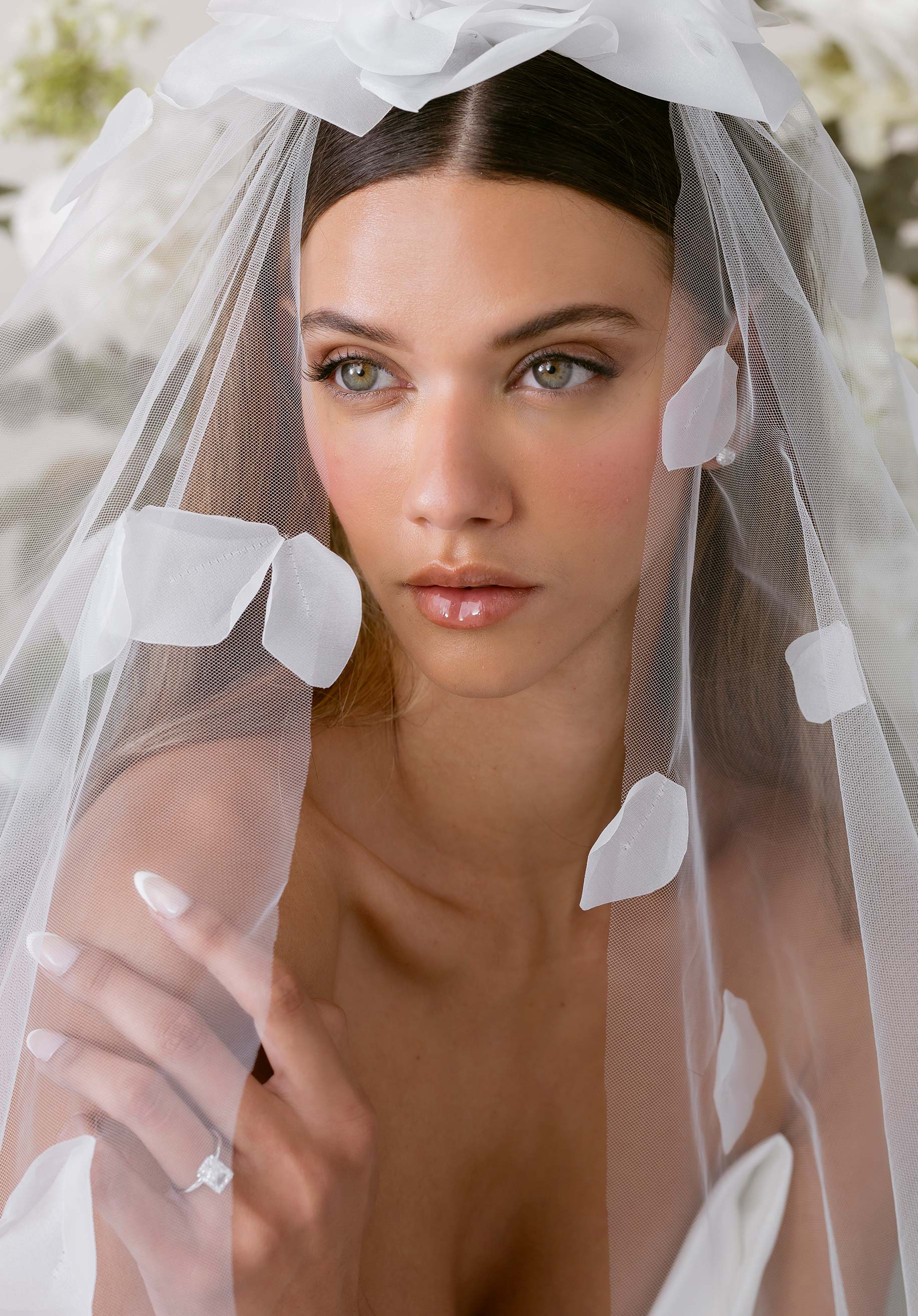 Lyren Wedding Dress - Image 4