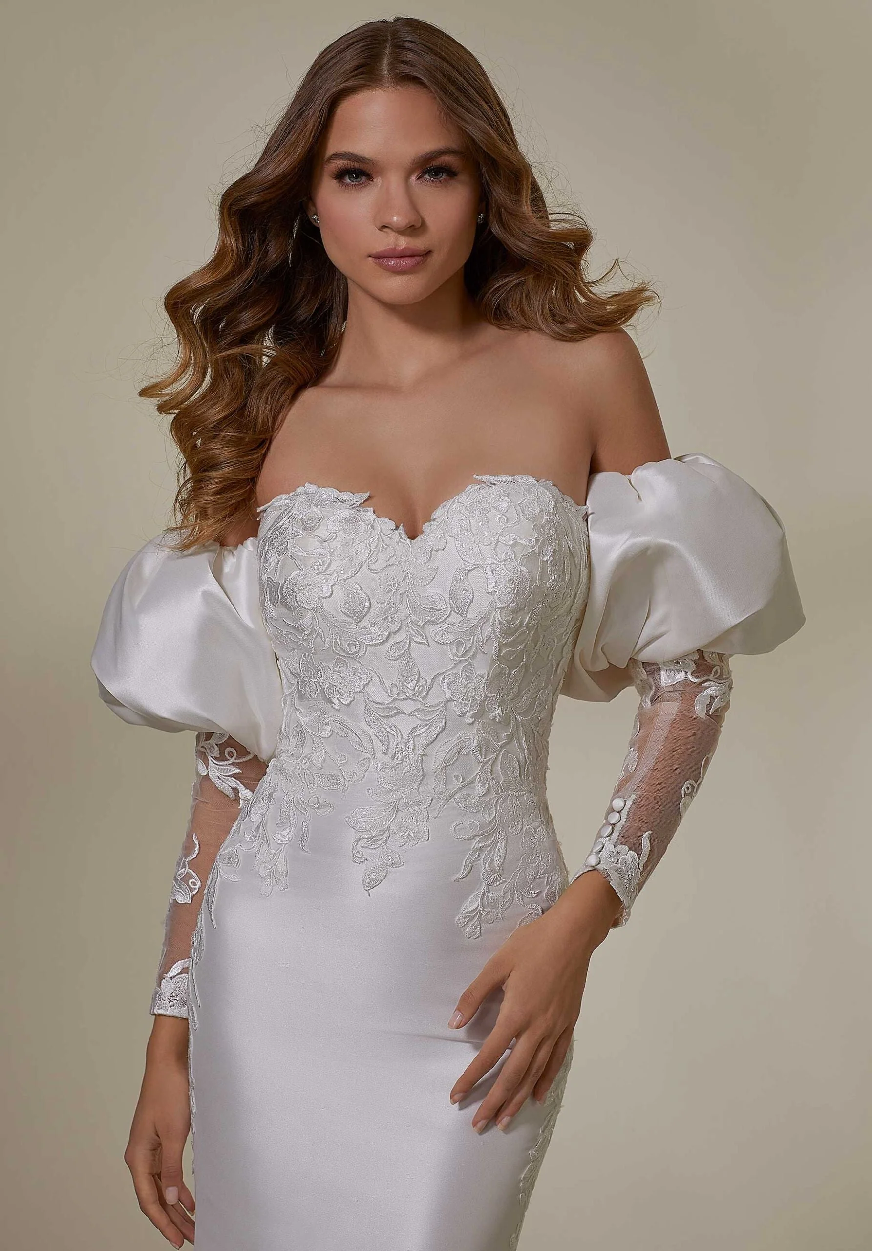 Malin Wedding Dress - Image 5