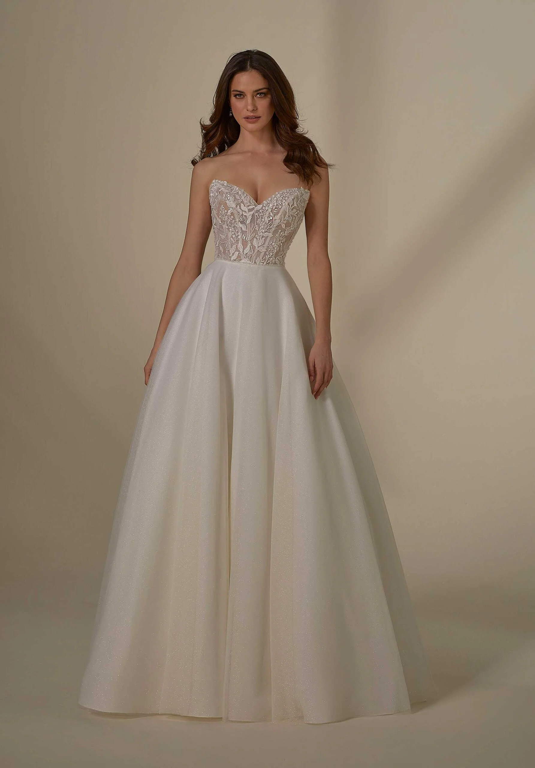 Maria Wedding Dress - Image 4