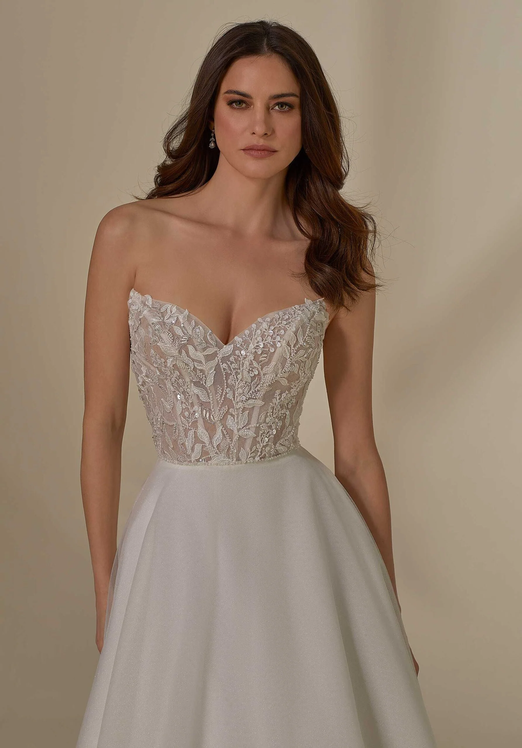 Maria Wedding Dress - Image 5