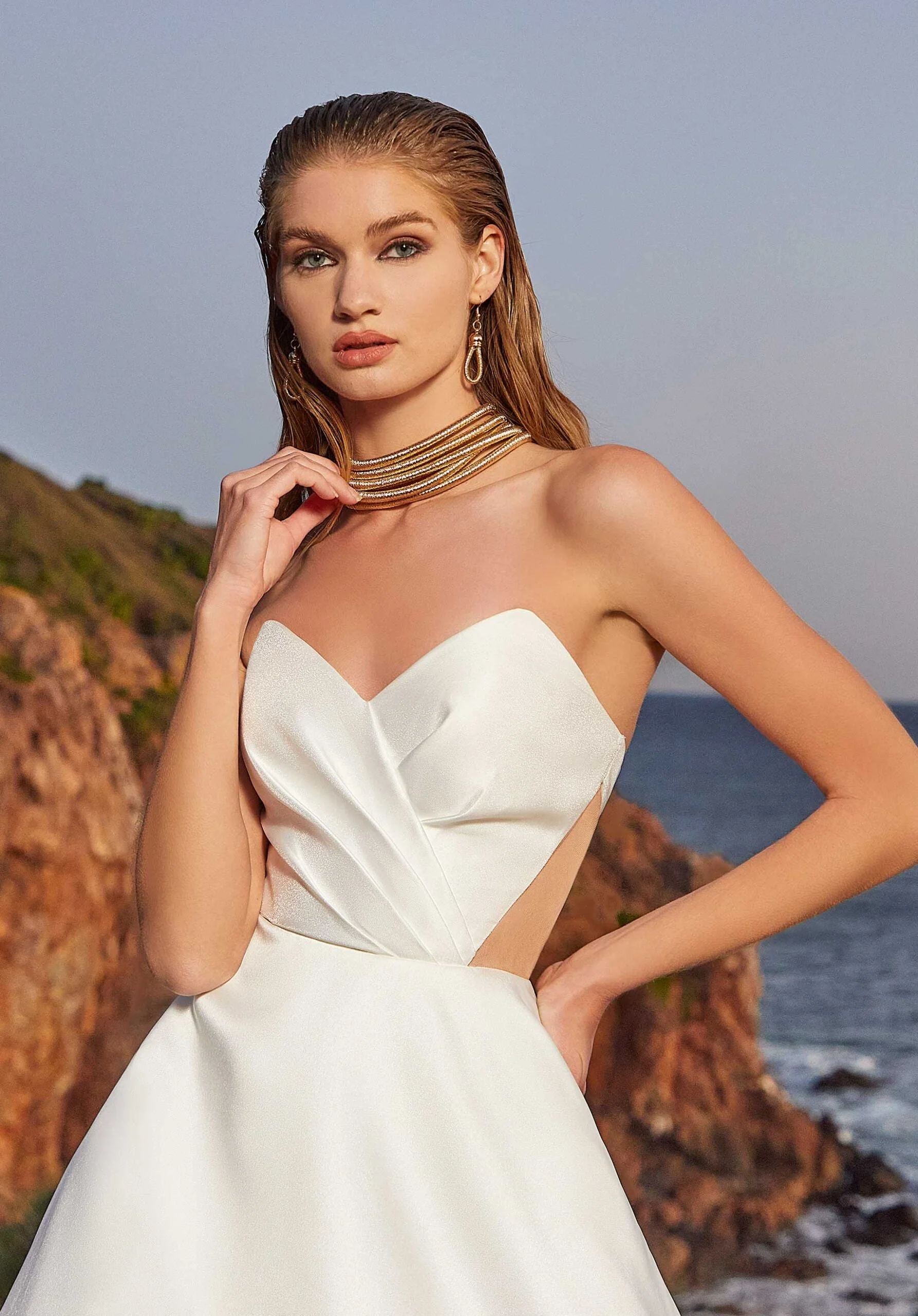 Marina Wedding Dress - Image 3