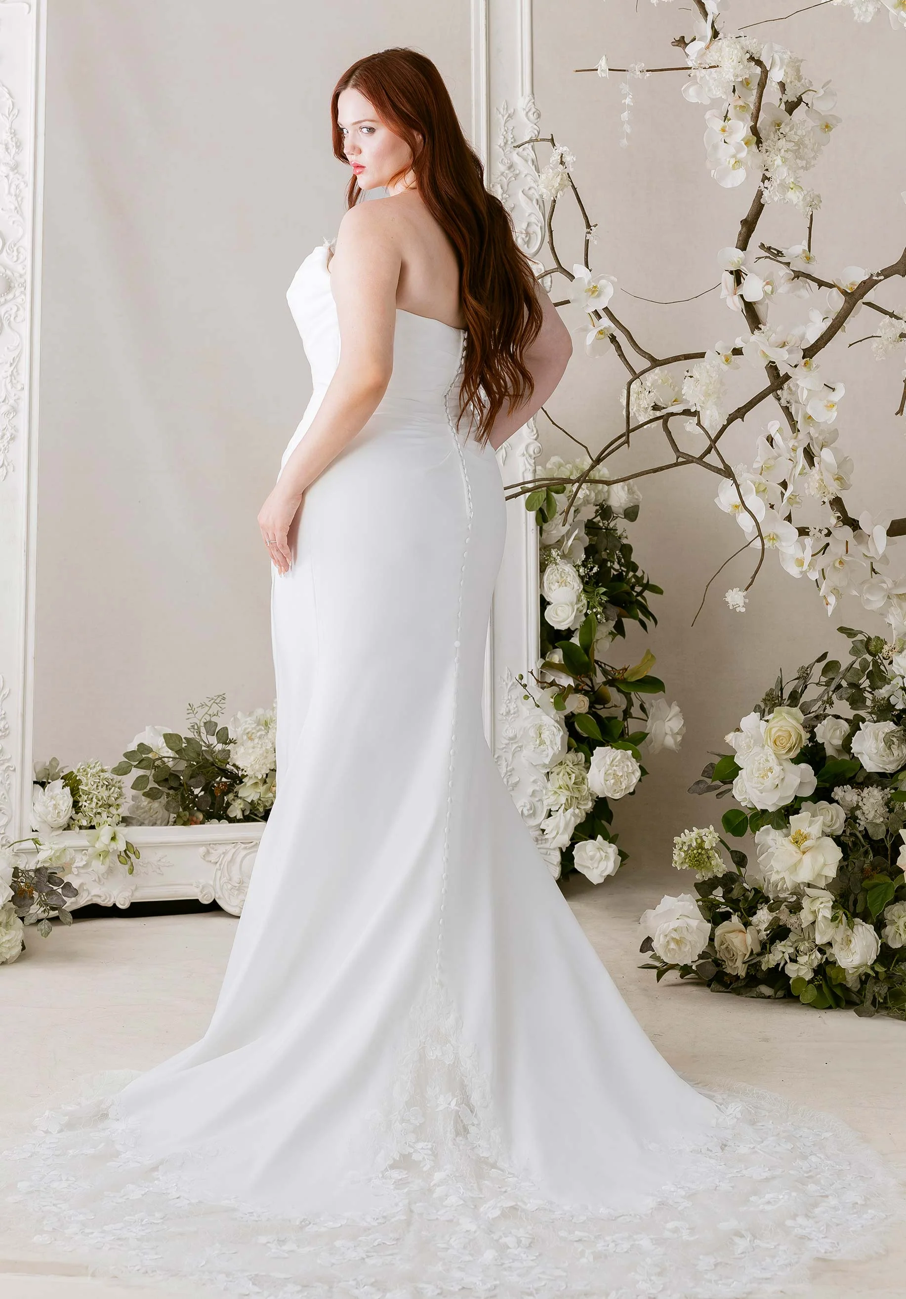 Mariposa Wedding Dress - Image 4