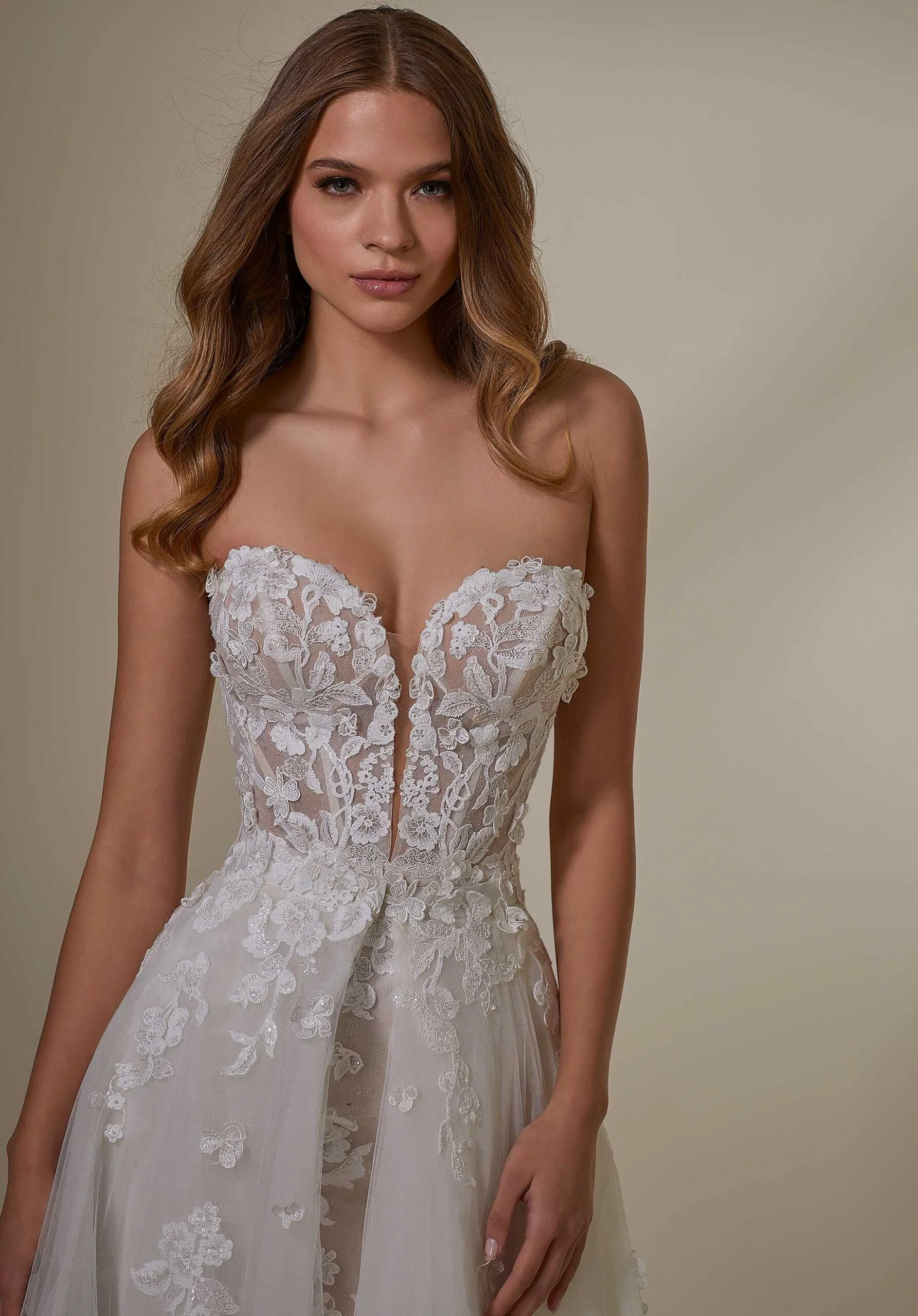 Maxine Wedding Dress - Image 6