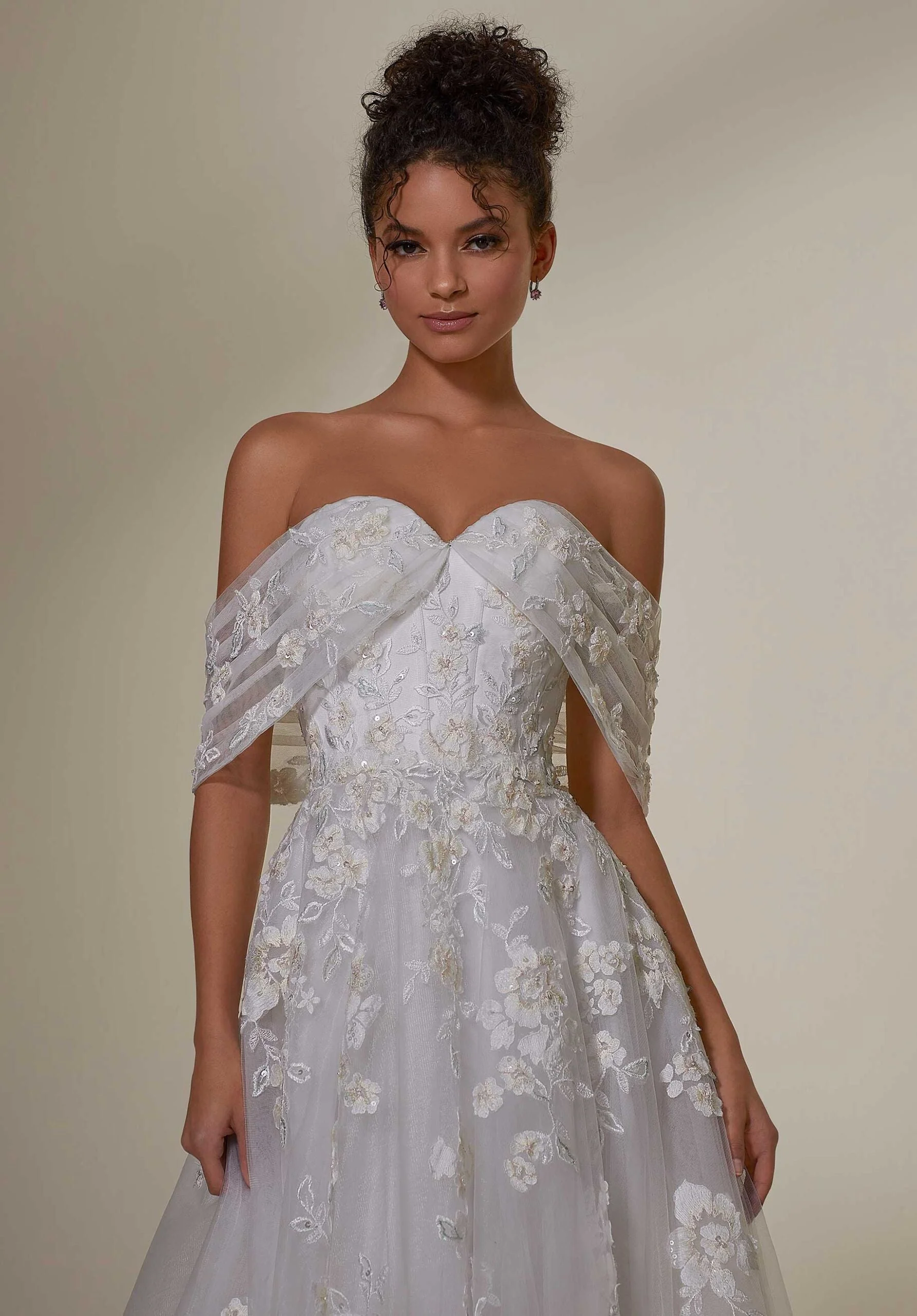 Melanie Wedding Dress - Image 4