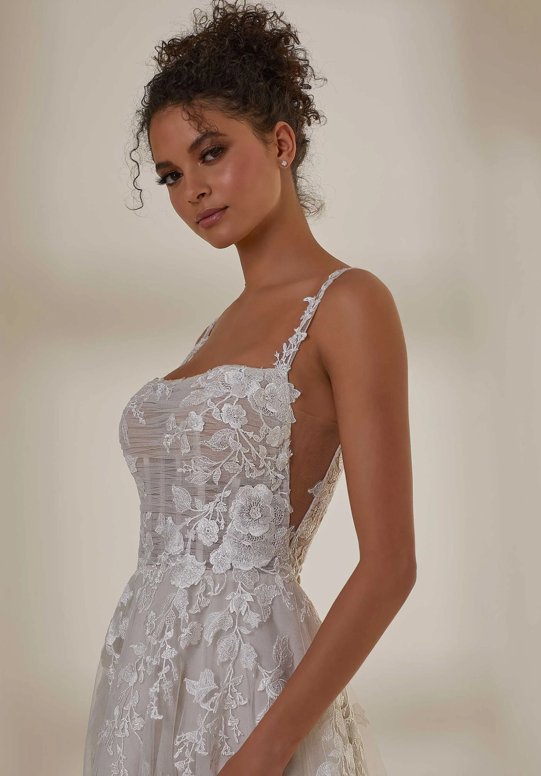 Meredith Wedding Dress - Image 6