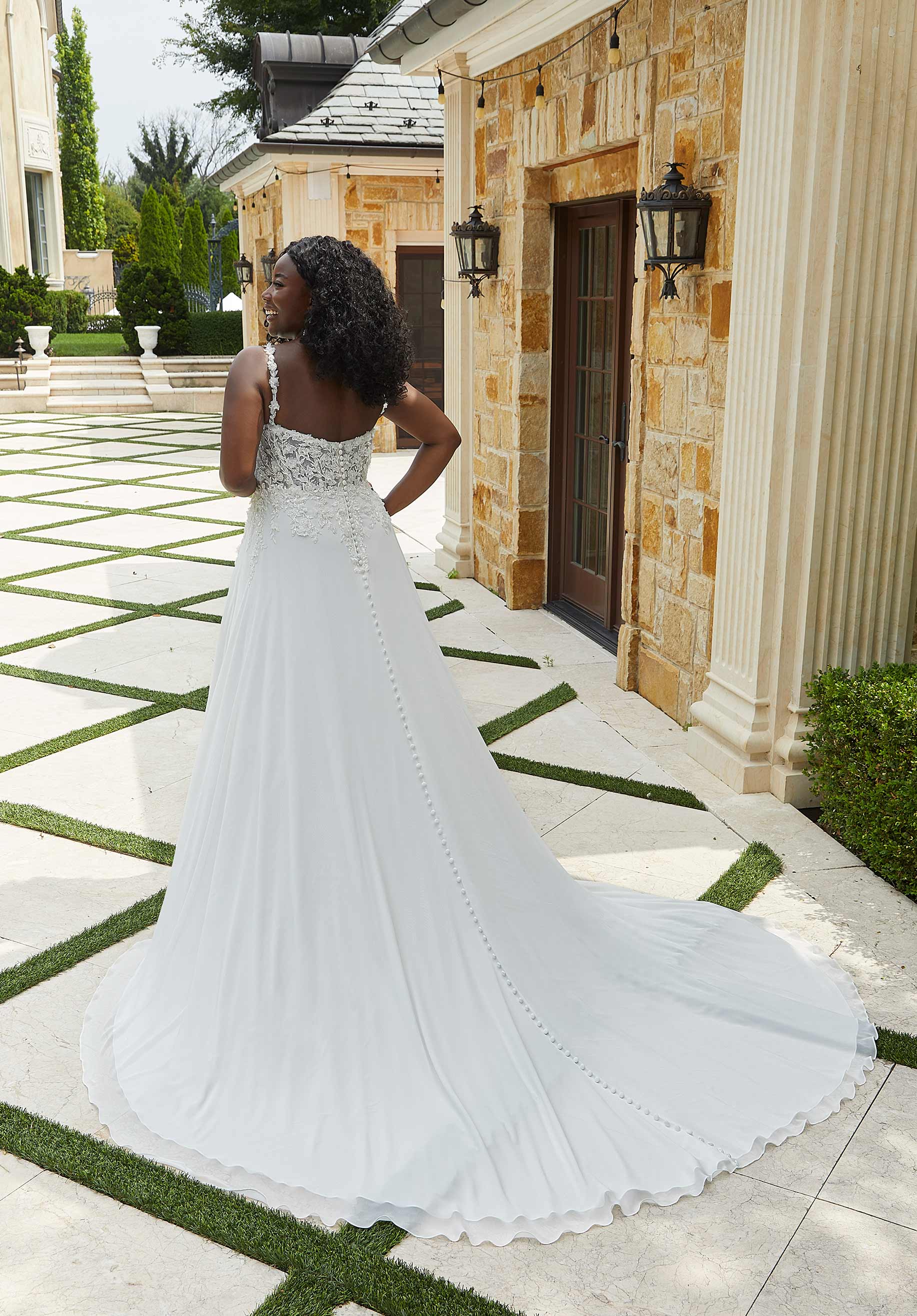 Nadette Wedding Dress - Image 4