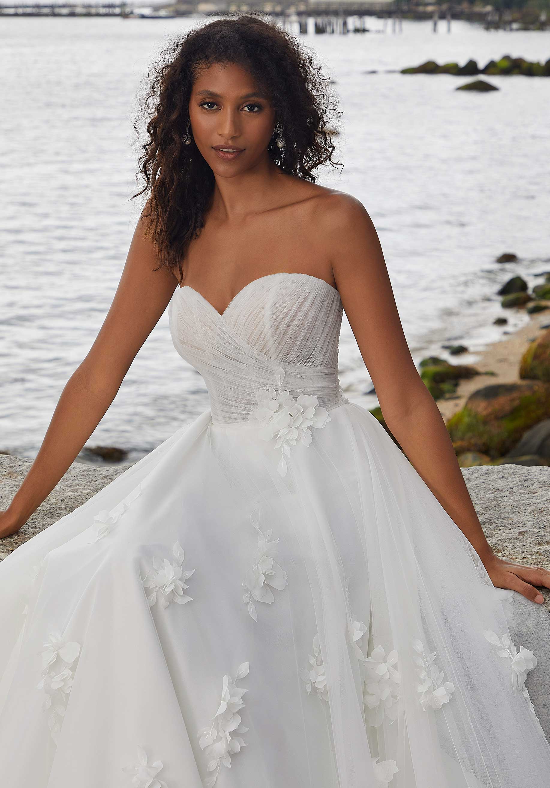 Nalani Wedding Dress - Image 4