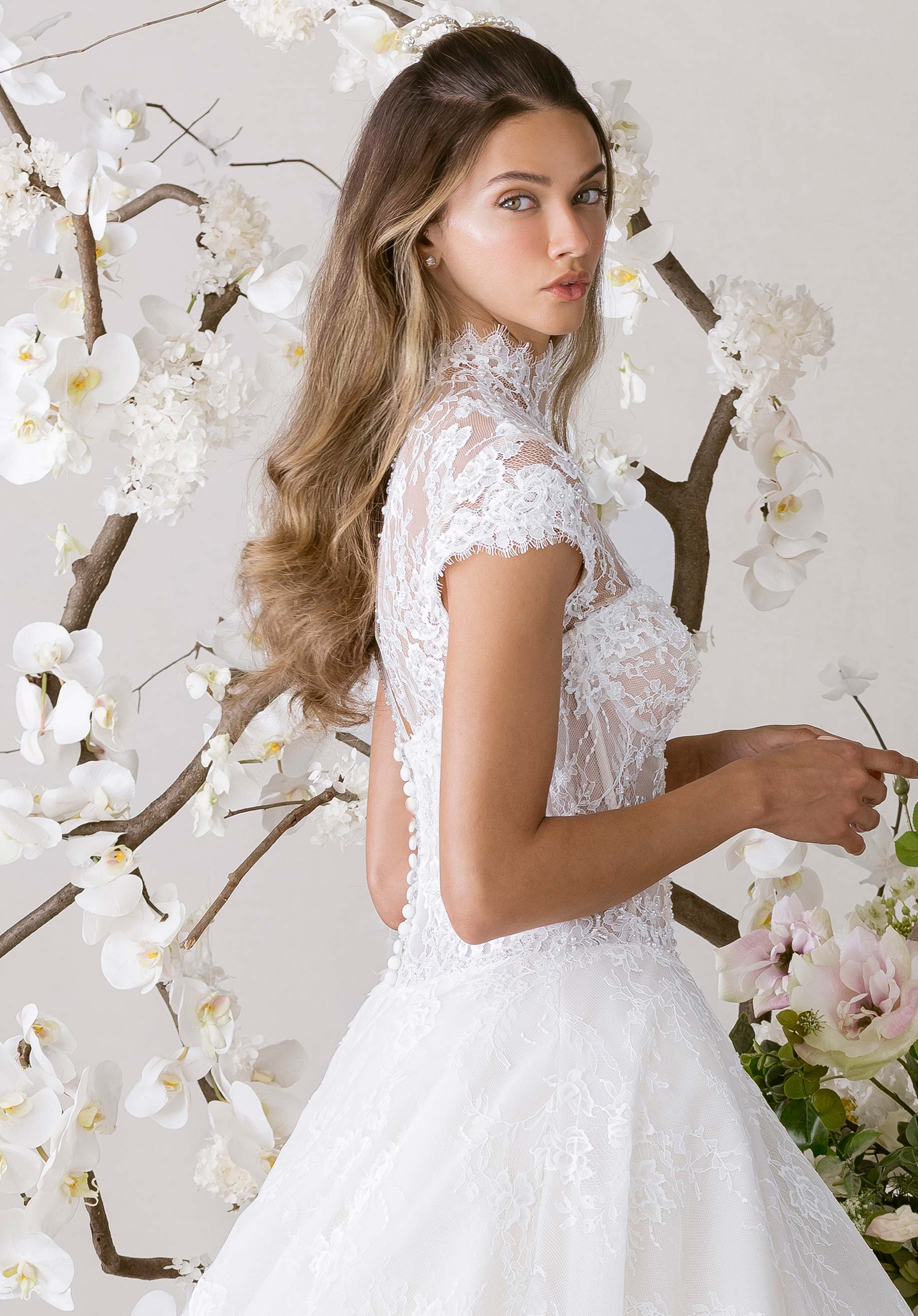 Nikiya Wedding Dress - Image 4
