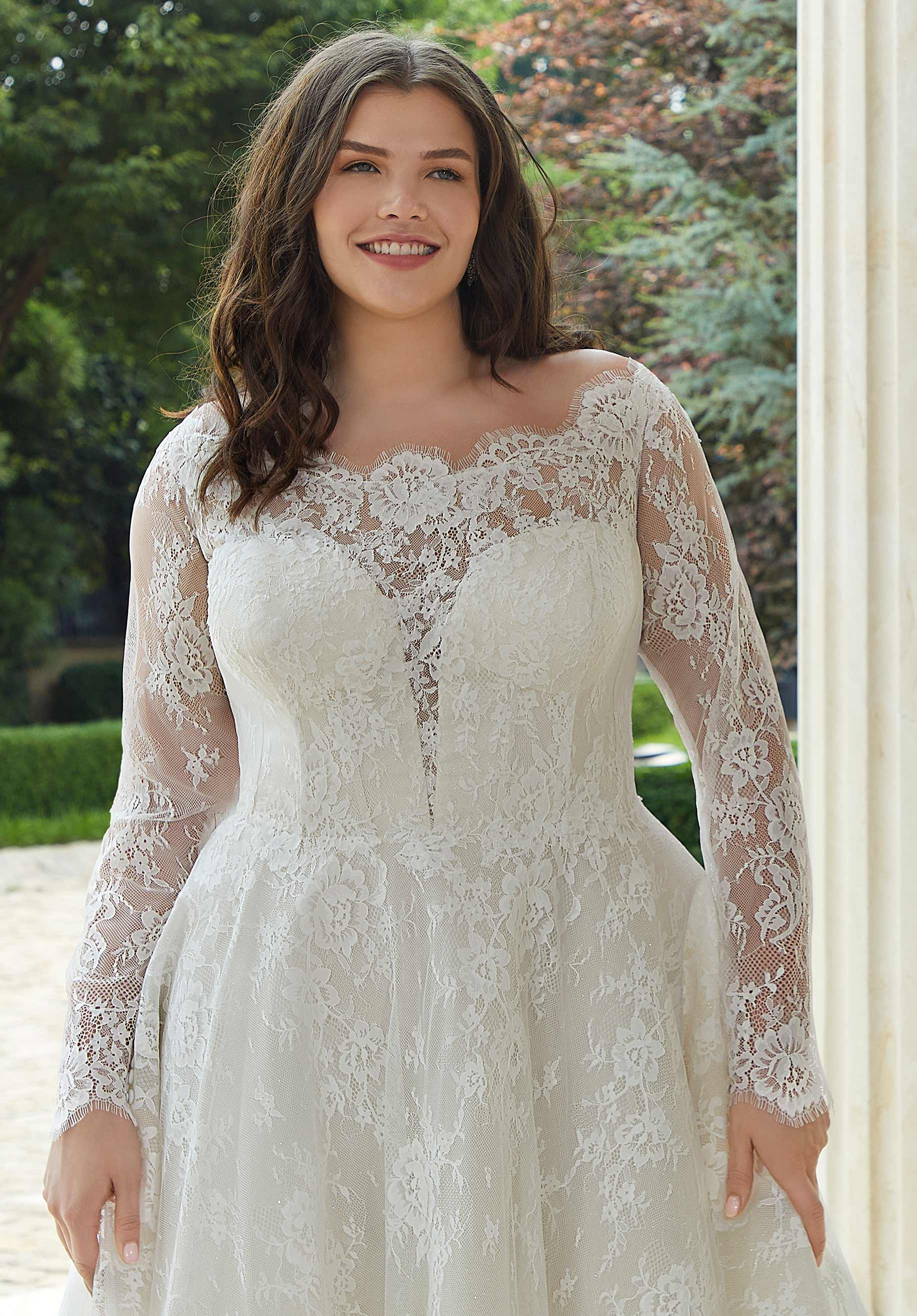 Nimue Wedding Dress - Image 2