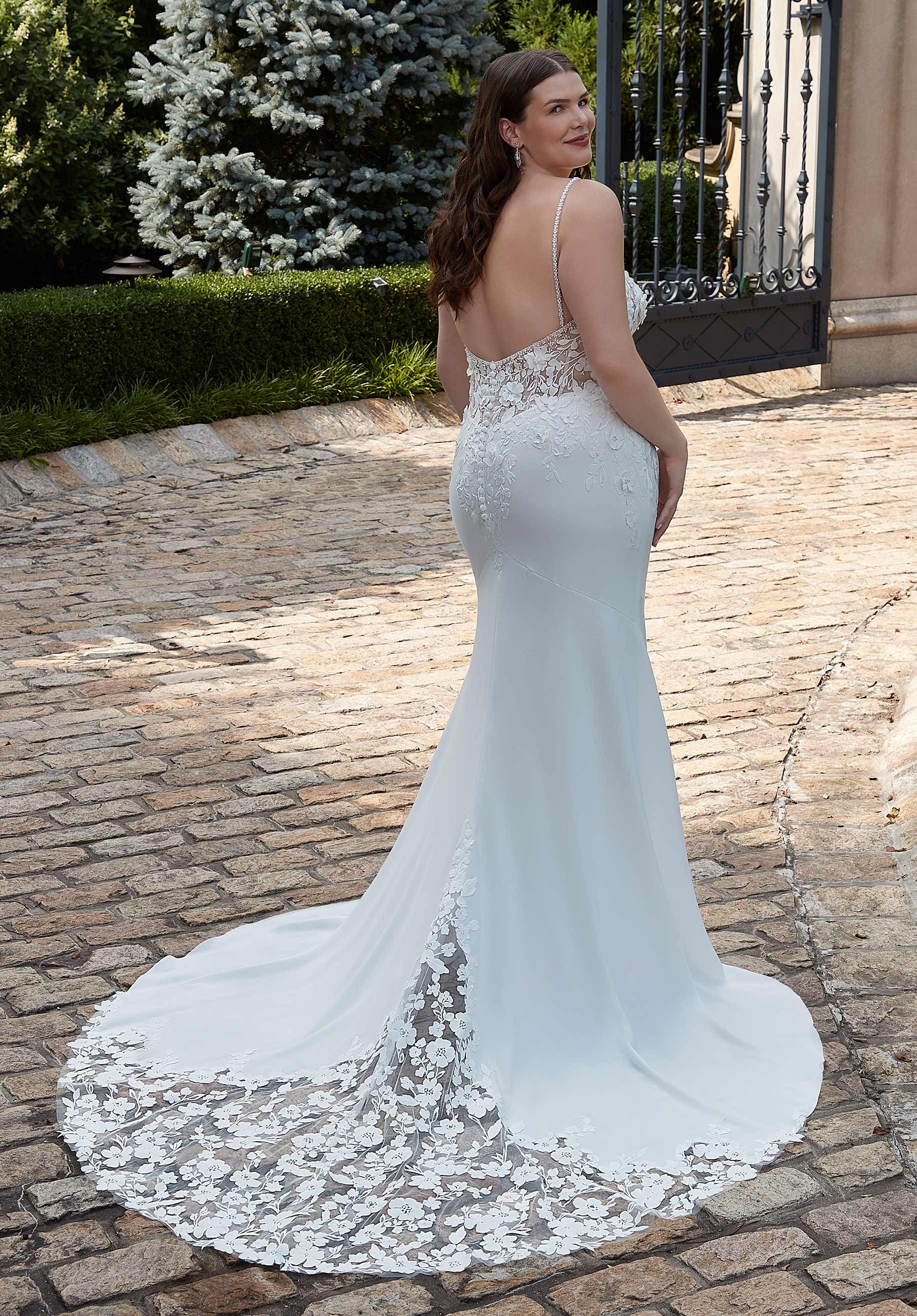 Nina Wedding Dress - Image 3