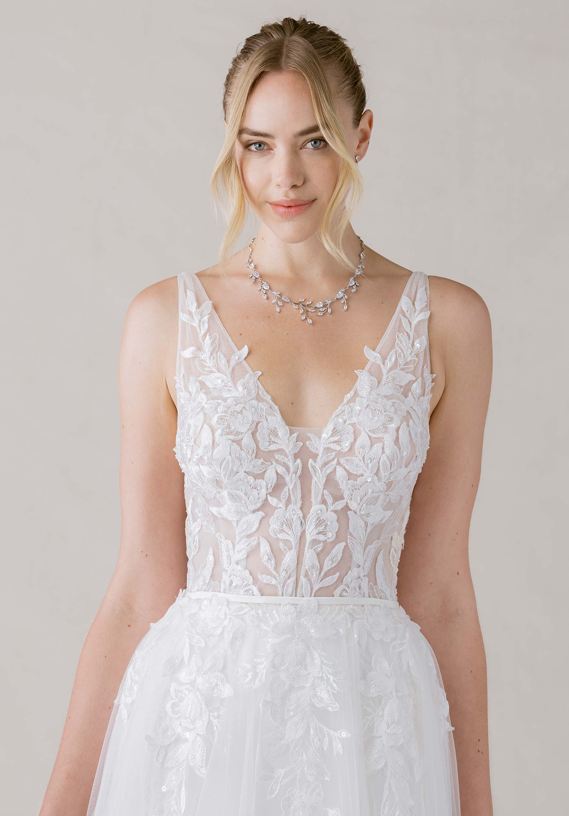 Odile Wedding Dress - Image 2