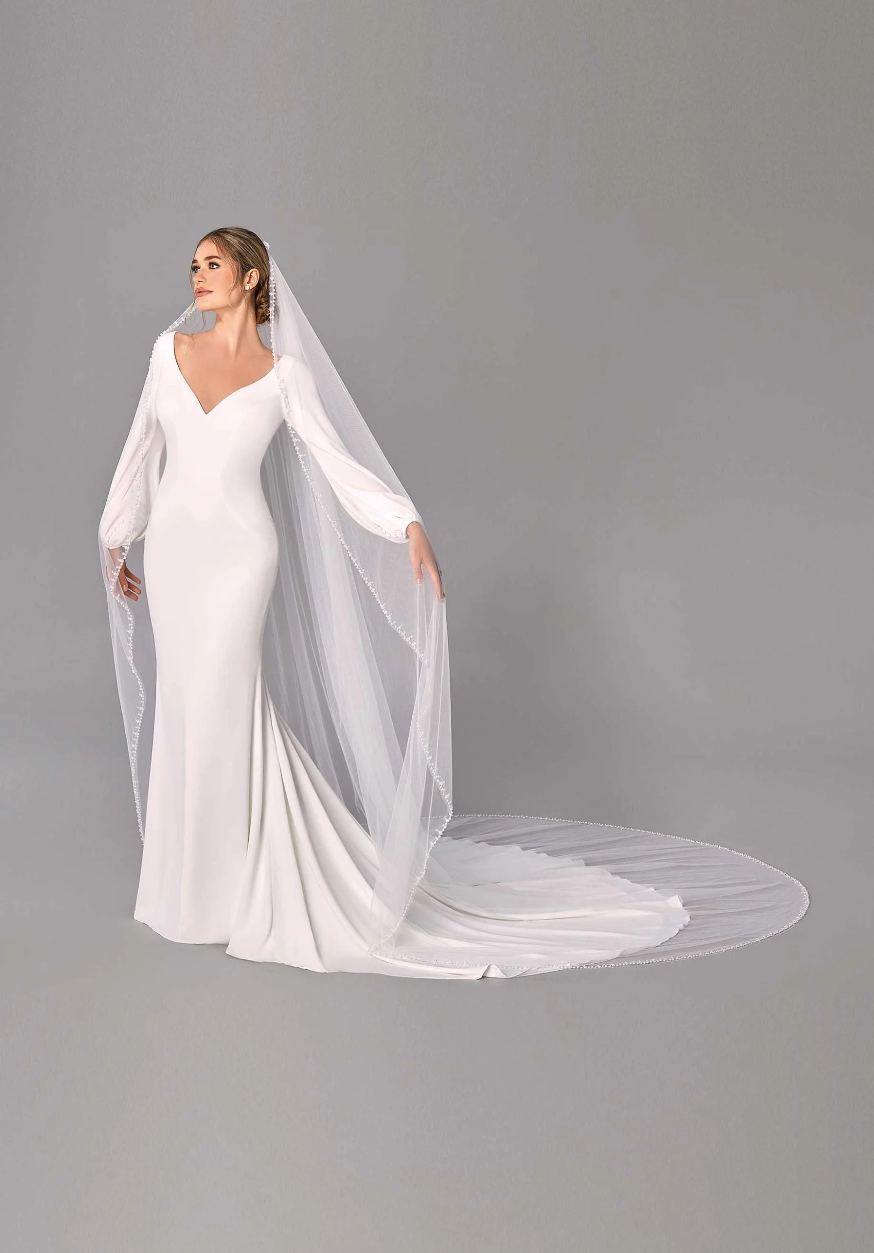Pearl and Crystal Fingertip Length Veil - Image 2