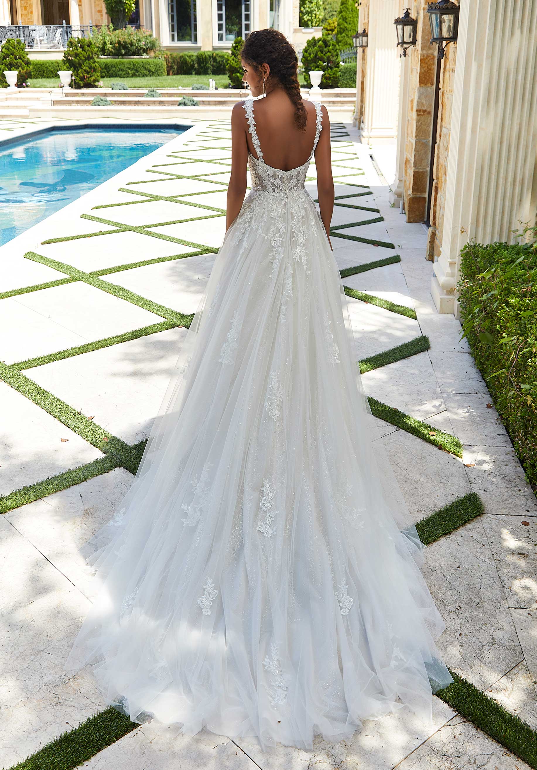 Pearl Wedding Dress - Image 5