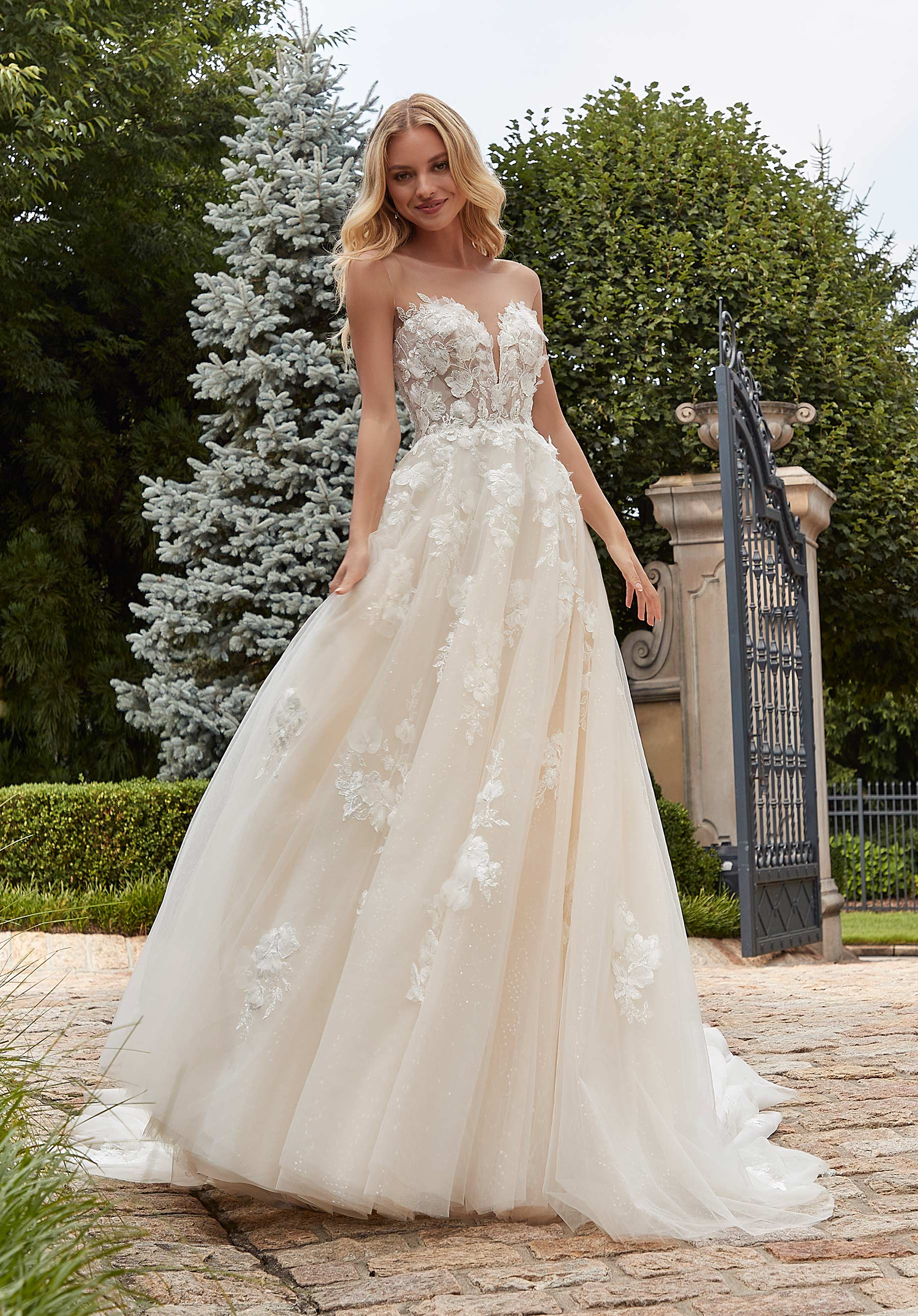 Peony Wedding Dress - Image 6