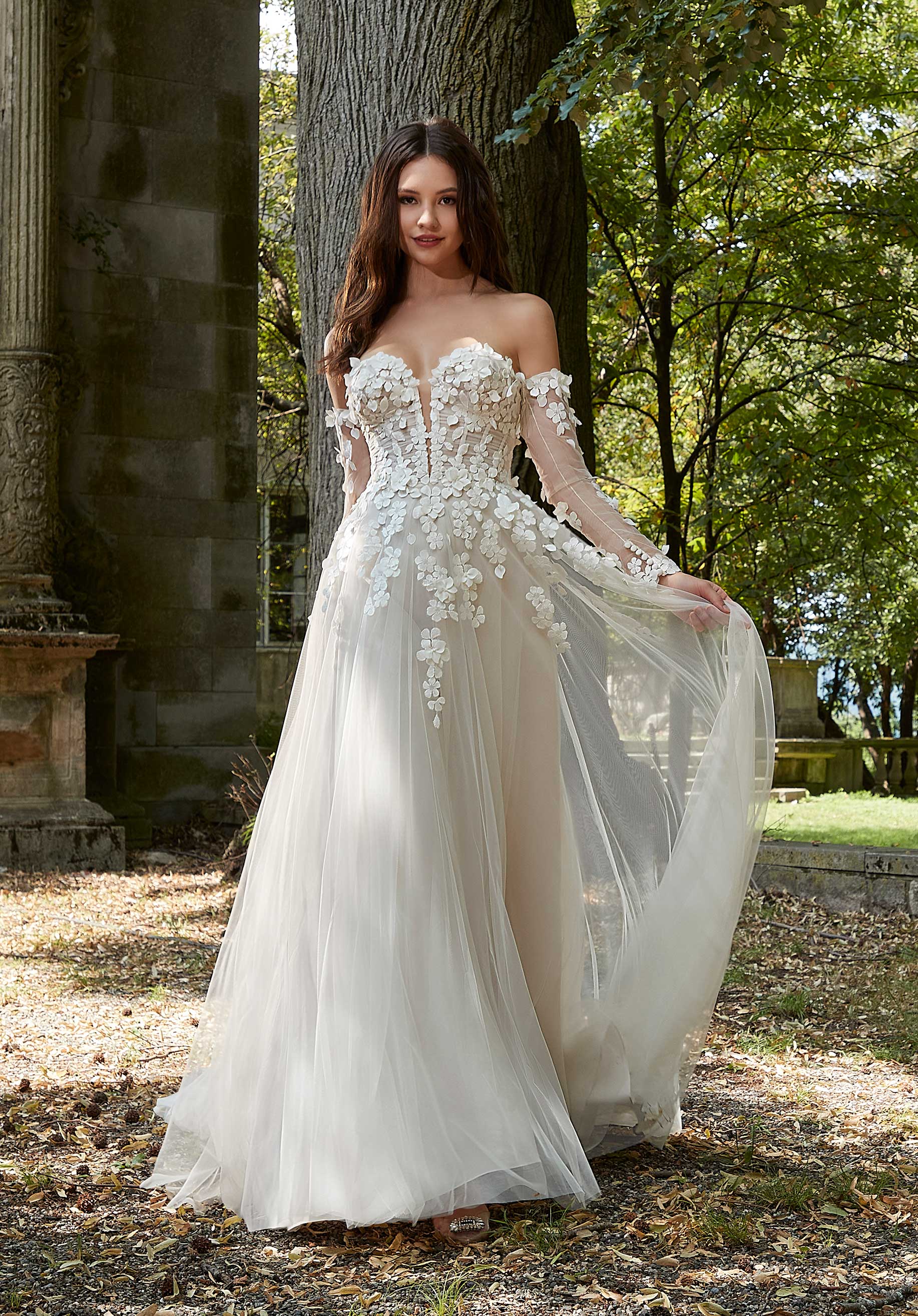 Priya Wedding Dress - Image 3