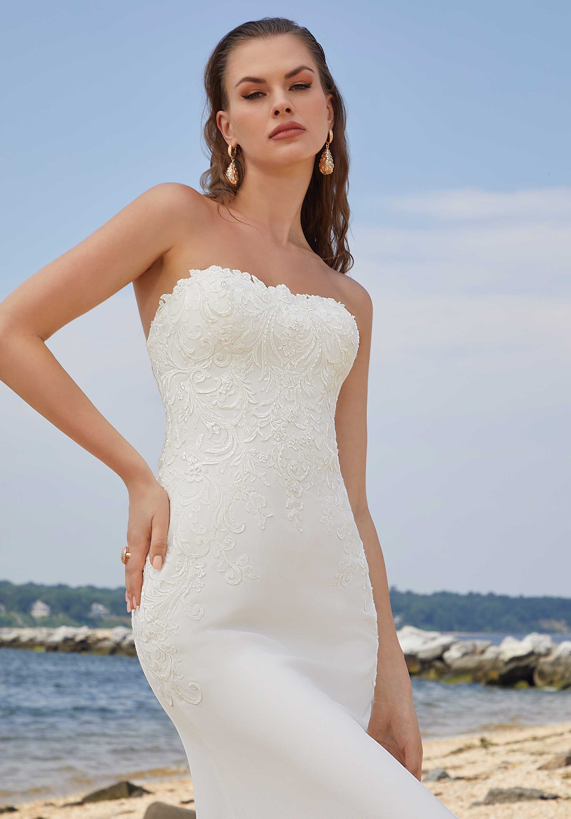 Pura Wedding Dress - Image 2