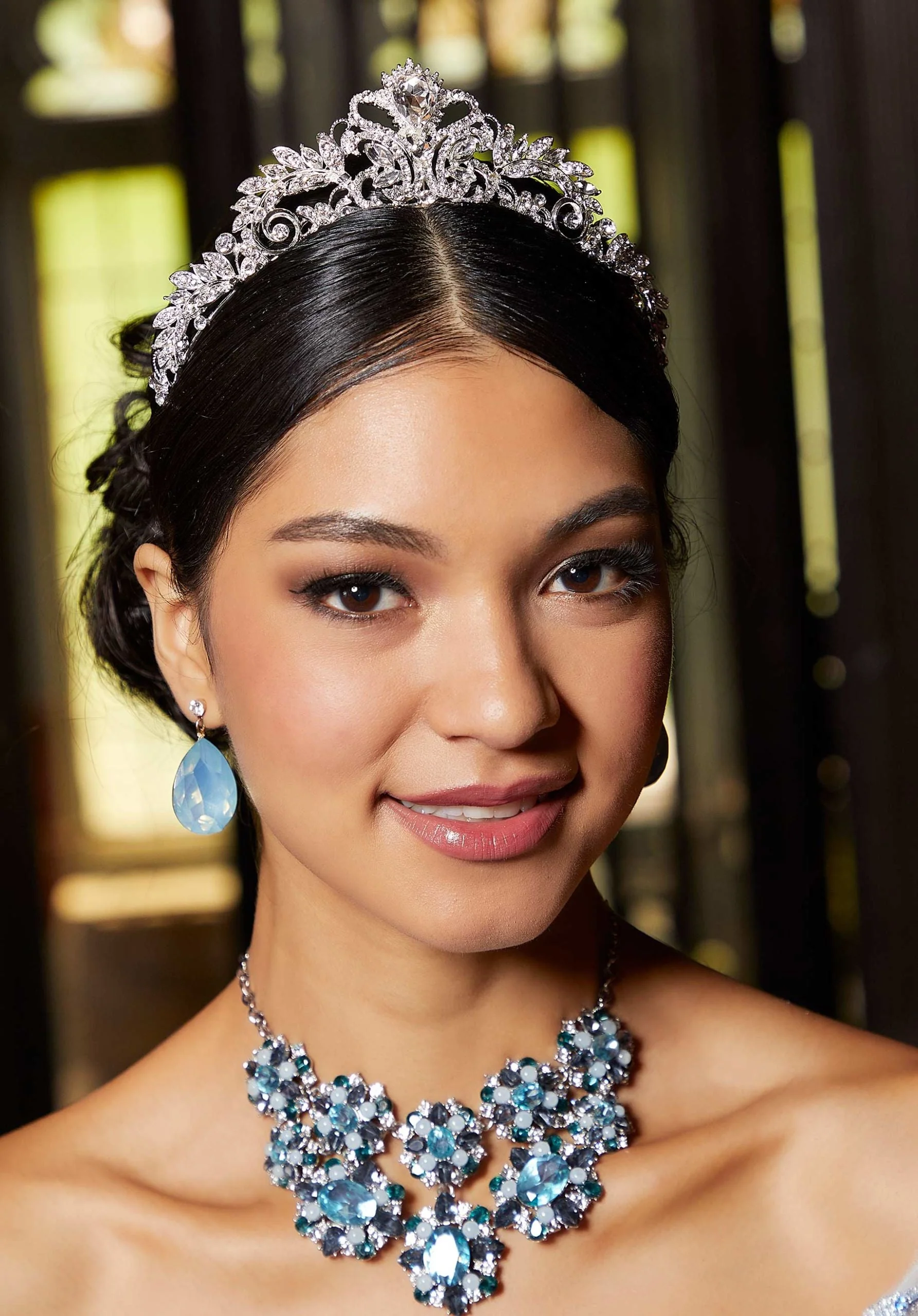Quinceañera Headpiece - Image 2