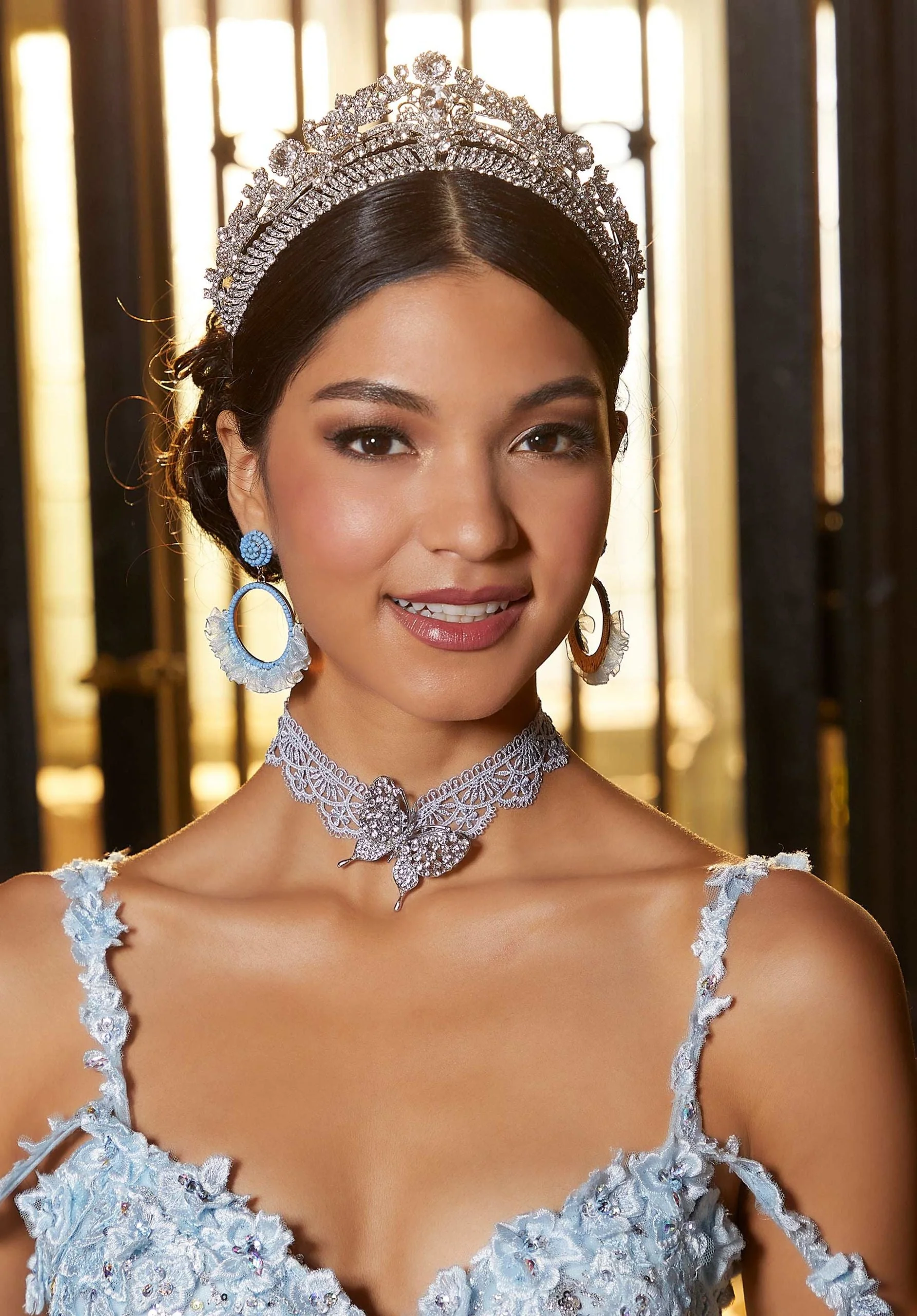 Quinceañera Headpiece - Image 2