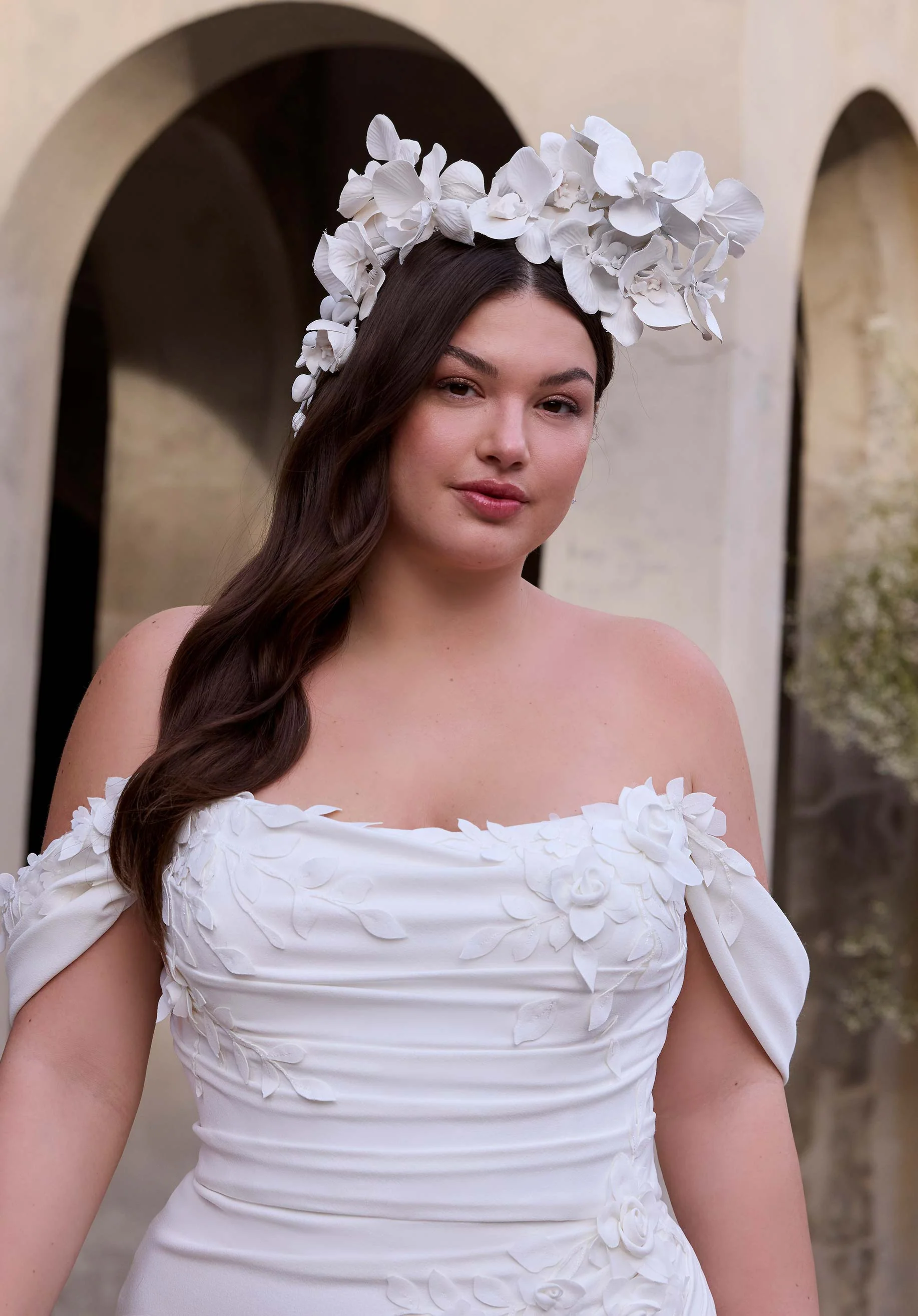 Rea Wedding Dress - Image 3