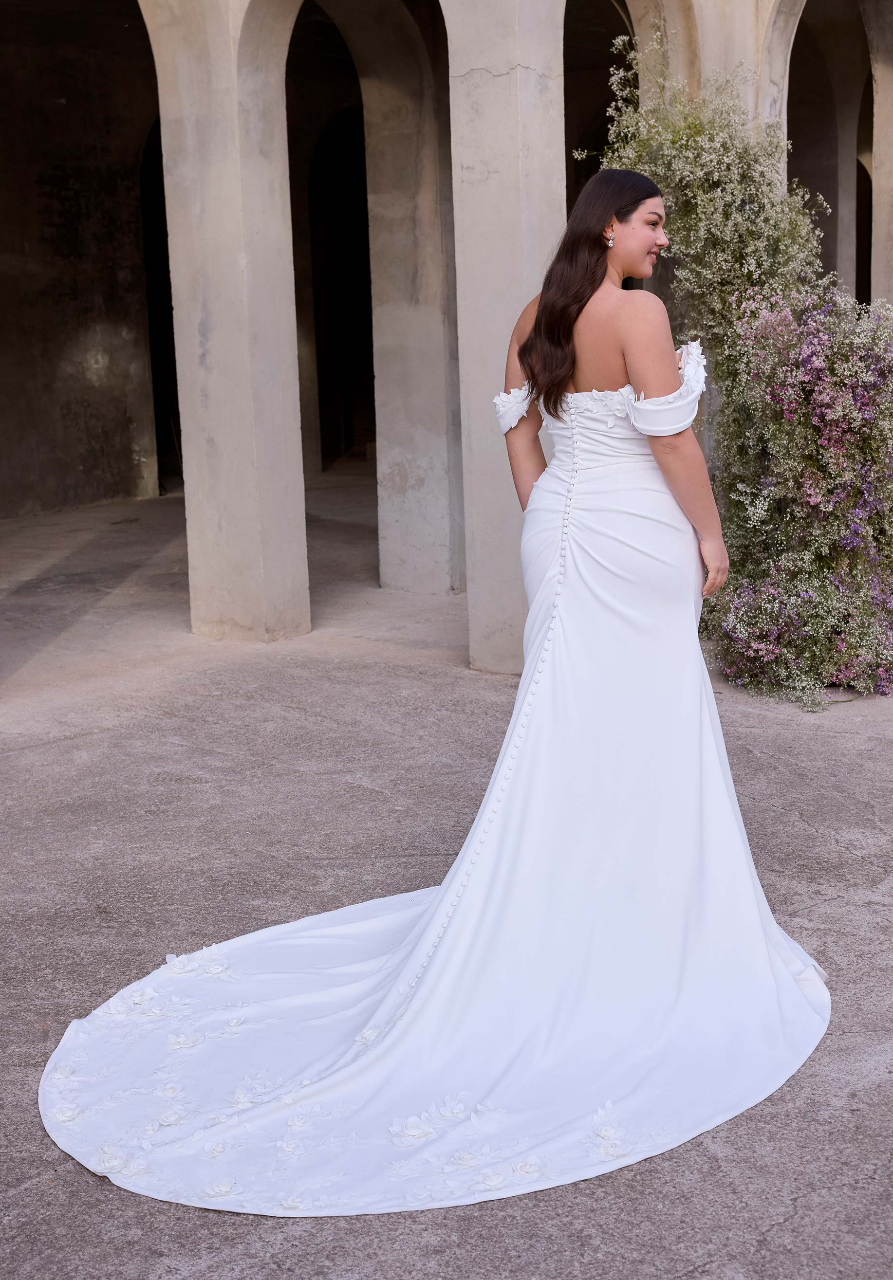 Rea Wedding Dress - Image 5