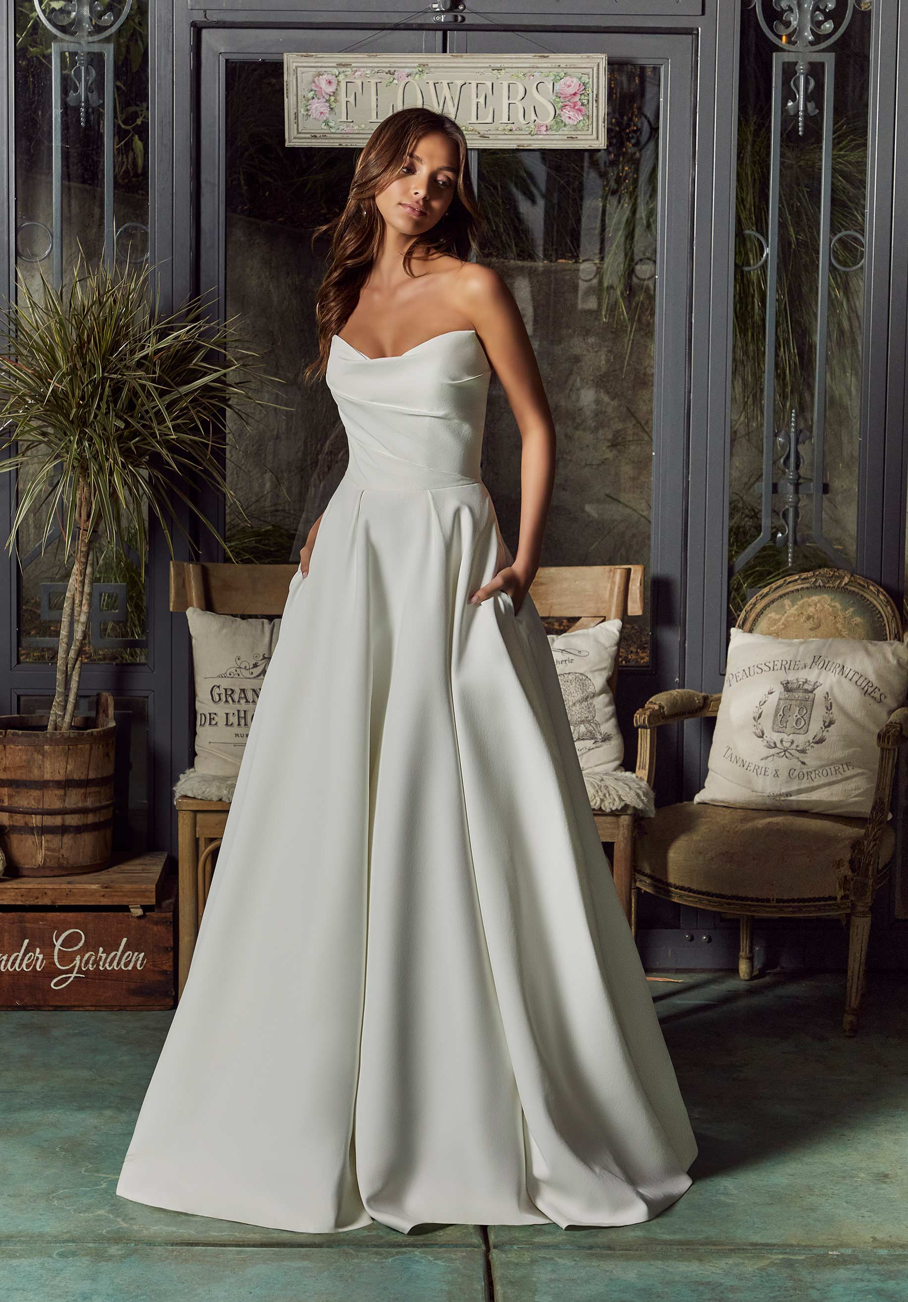 Reba Wedding Dress - Image 3
