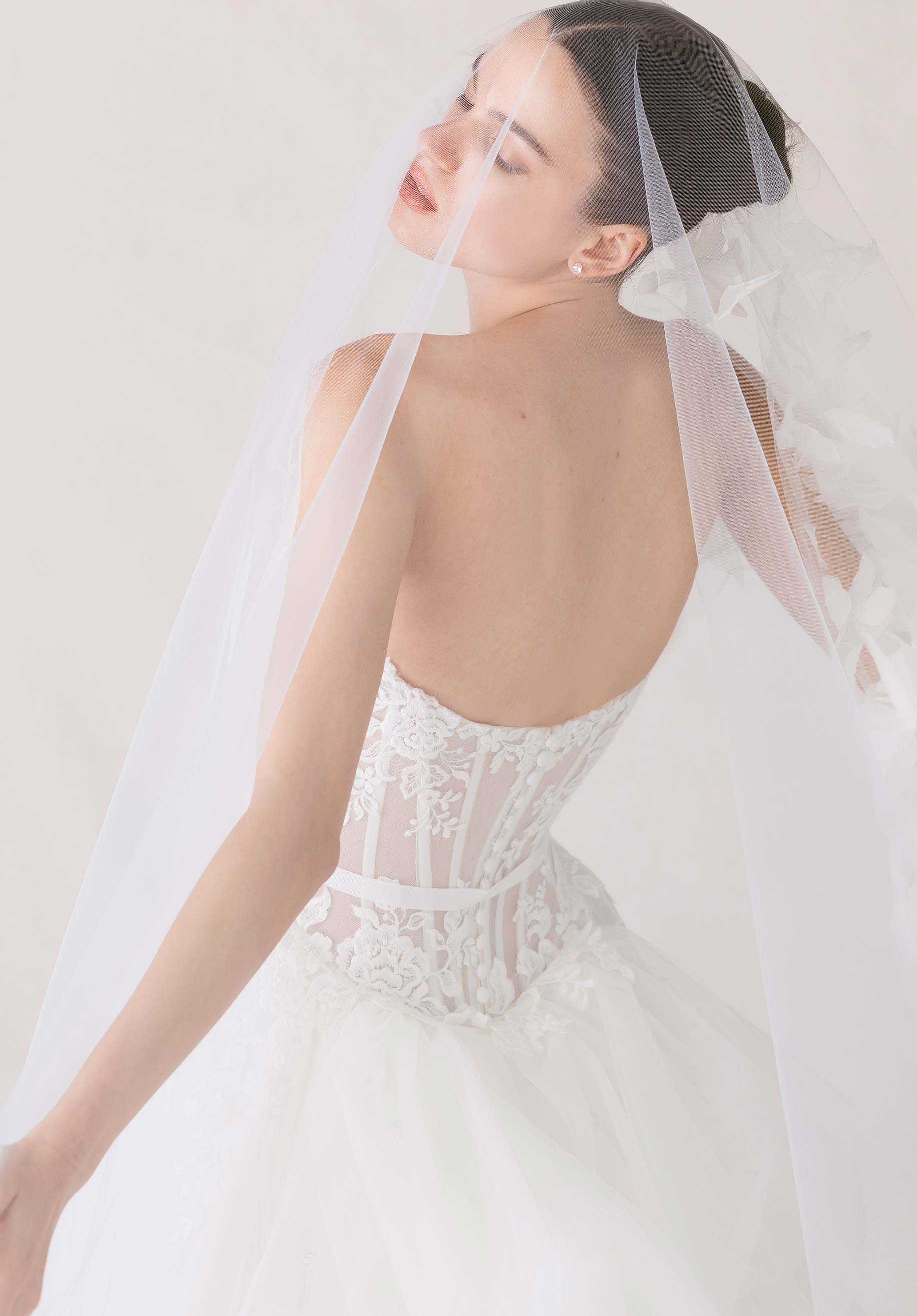 Relevé Wedding Dress - Image 4