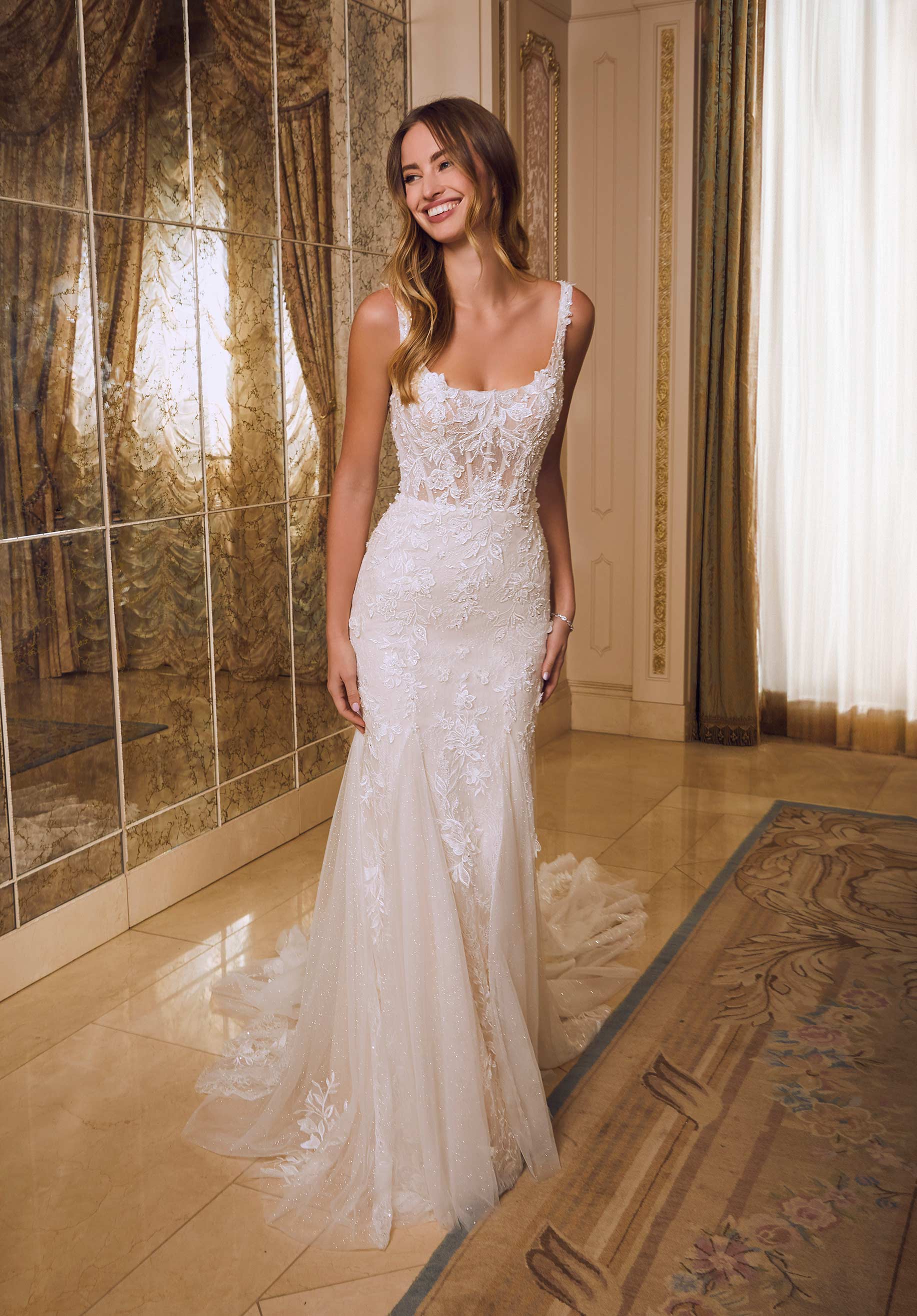 Rhea Wedding Dress - Image 3