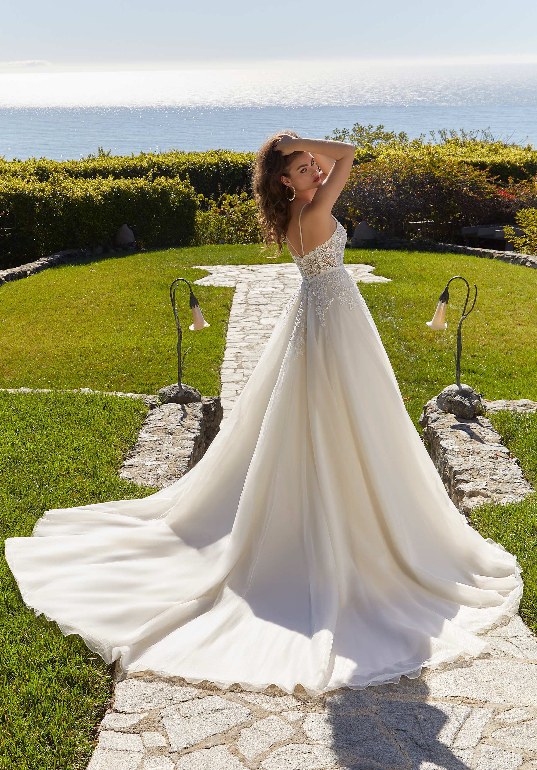 Romilda Wedding Dress - Image 3