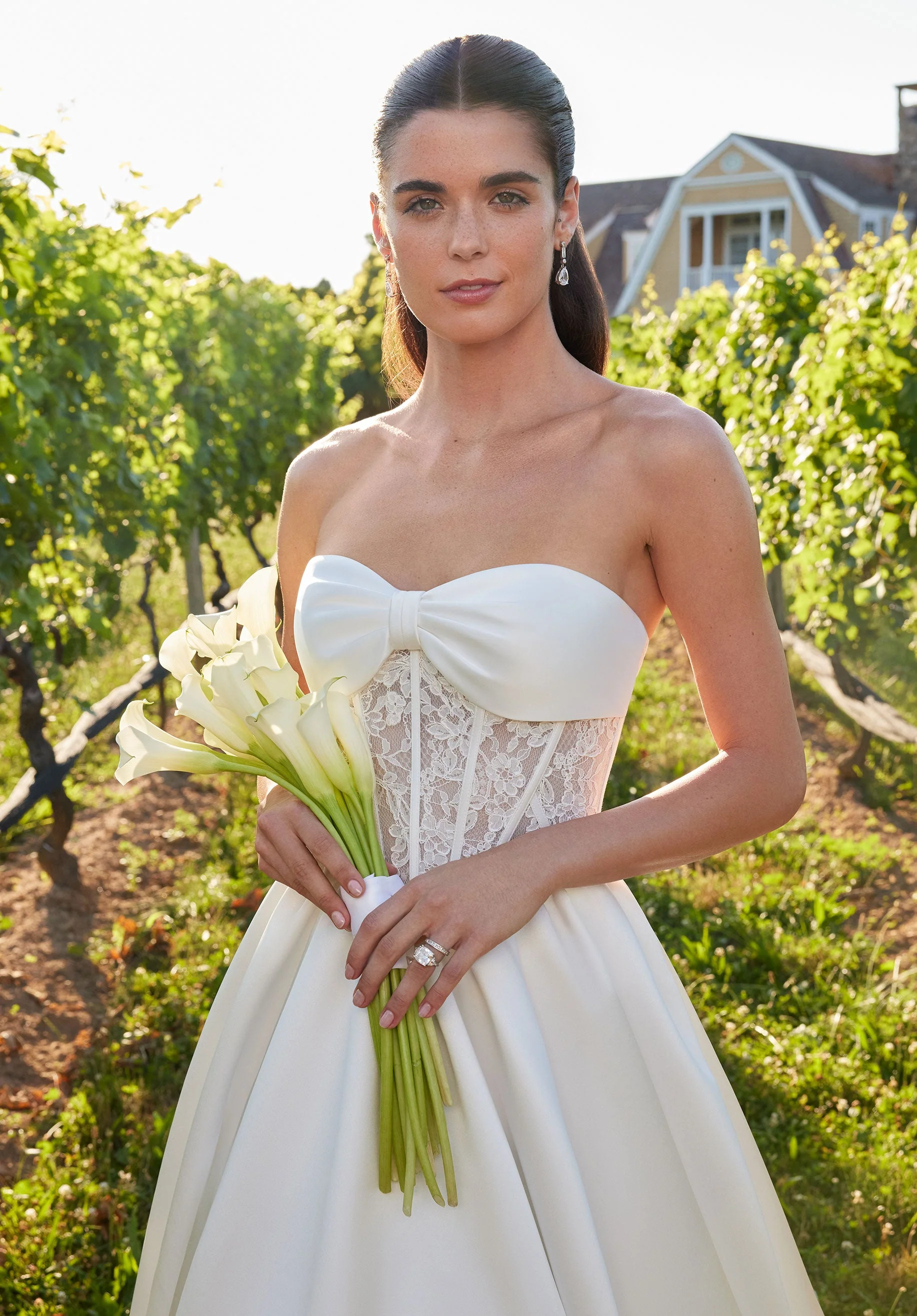 Sabrine Wedding Dress - Image 6